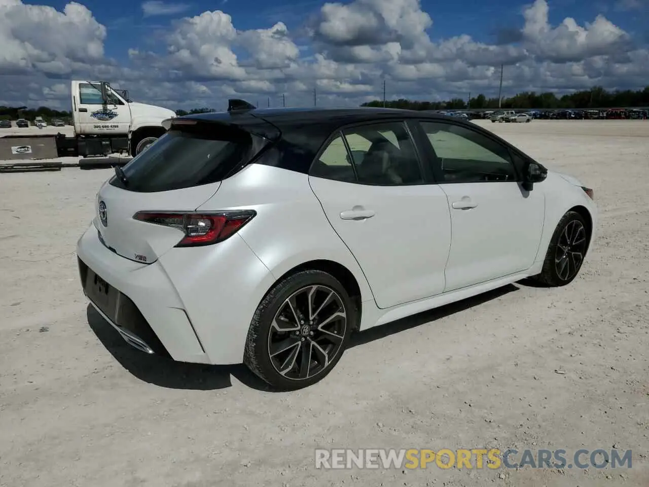 3 Photograph of a damaged car JTNC4MBE7M3107175 TOYOTA COROLLA 2021