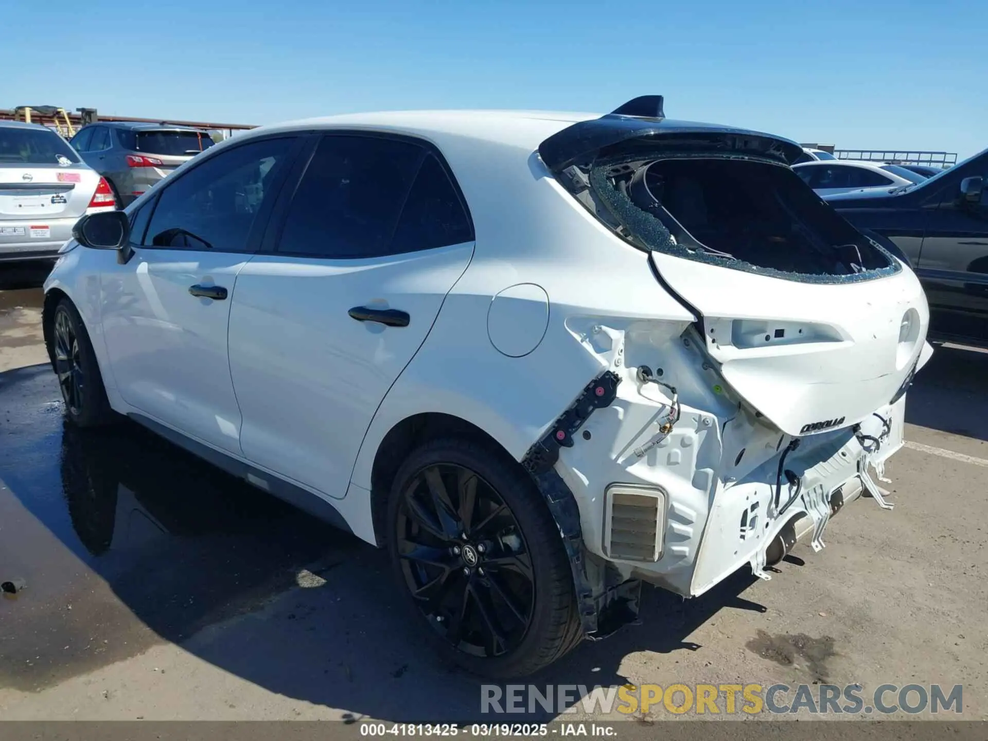 3 Photograph of a damaged car JTND4MBE0M3112173 TOYOTA COROLLA 2021