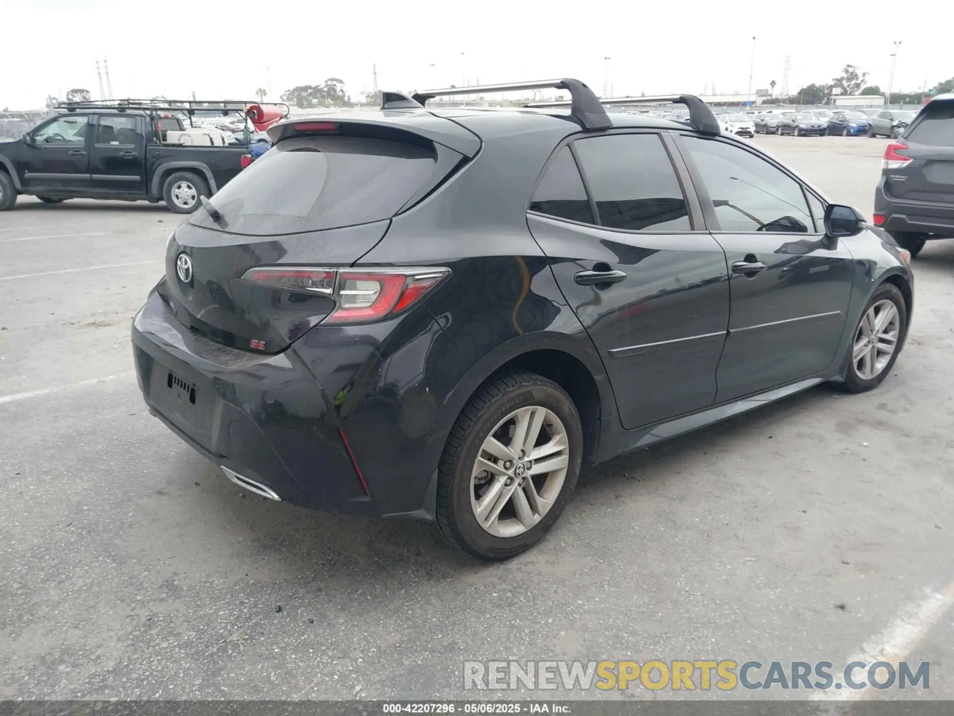 4 Photograph of a damaged car JTND4MBE0M3121357 TOYOTA COROLLA 2021
