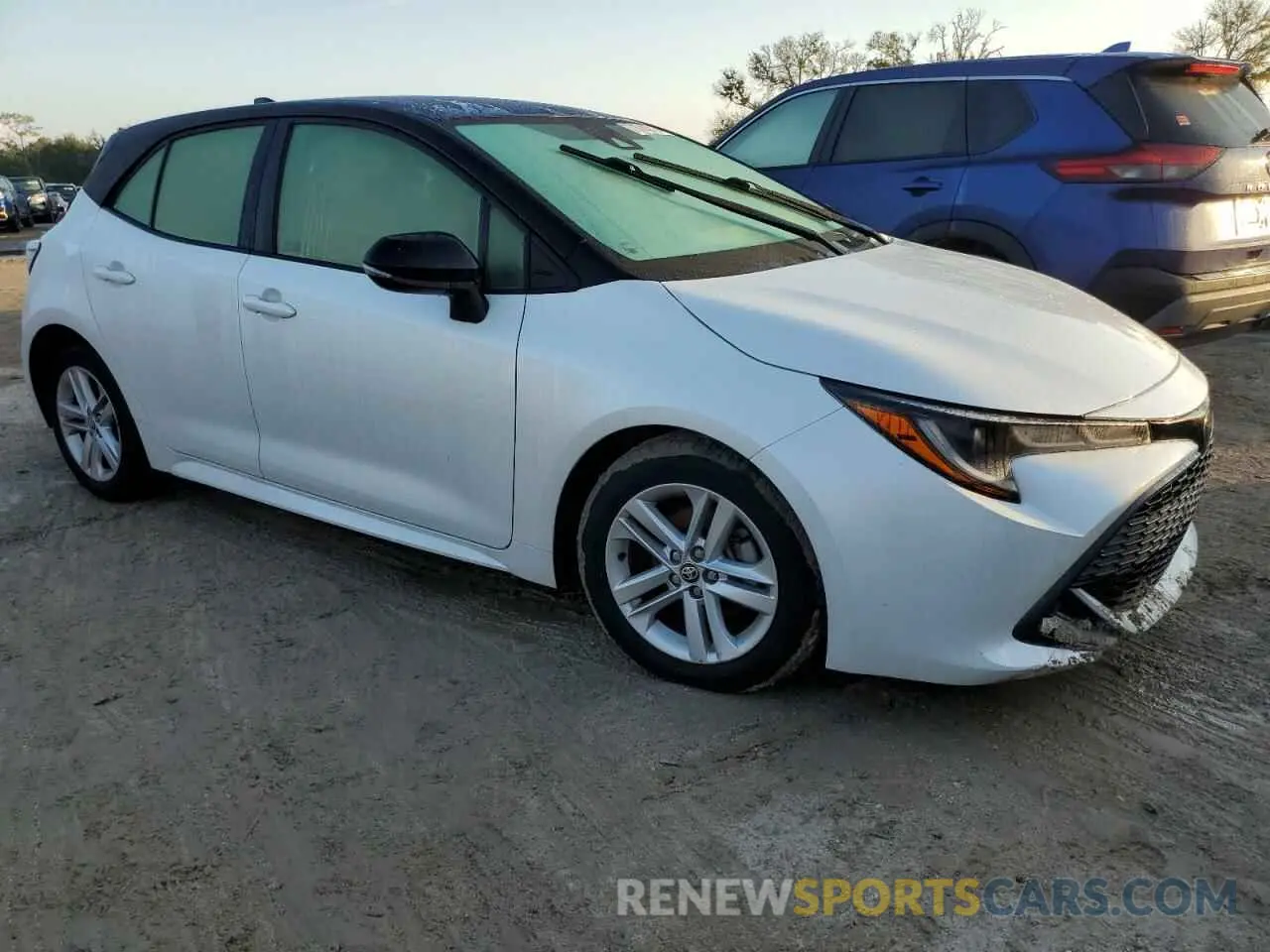 4 Photograph of a damaged car JTND4MBE0M3122864 TOYOTA COROLLA 2021