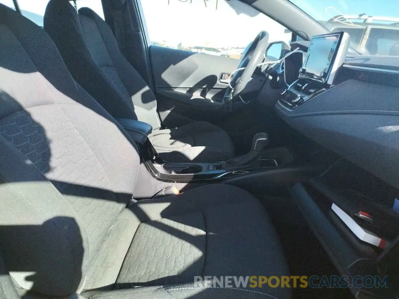 5 Photograph of a damaged car JTND4MBE0M3136022 TOYOTA COROLLA 2021