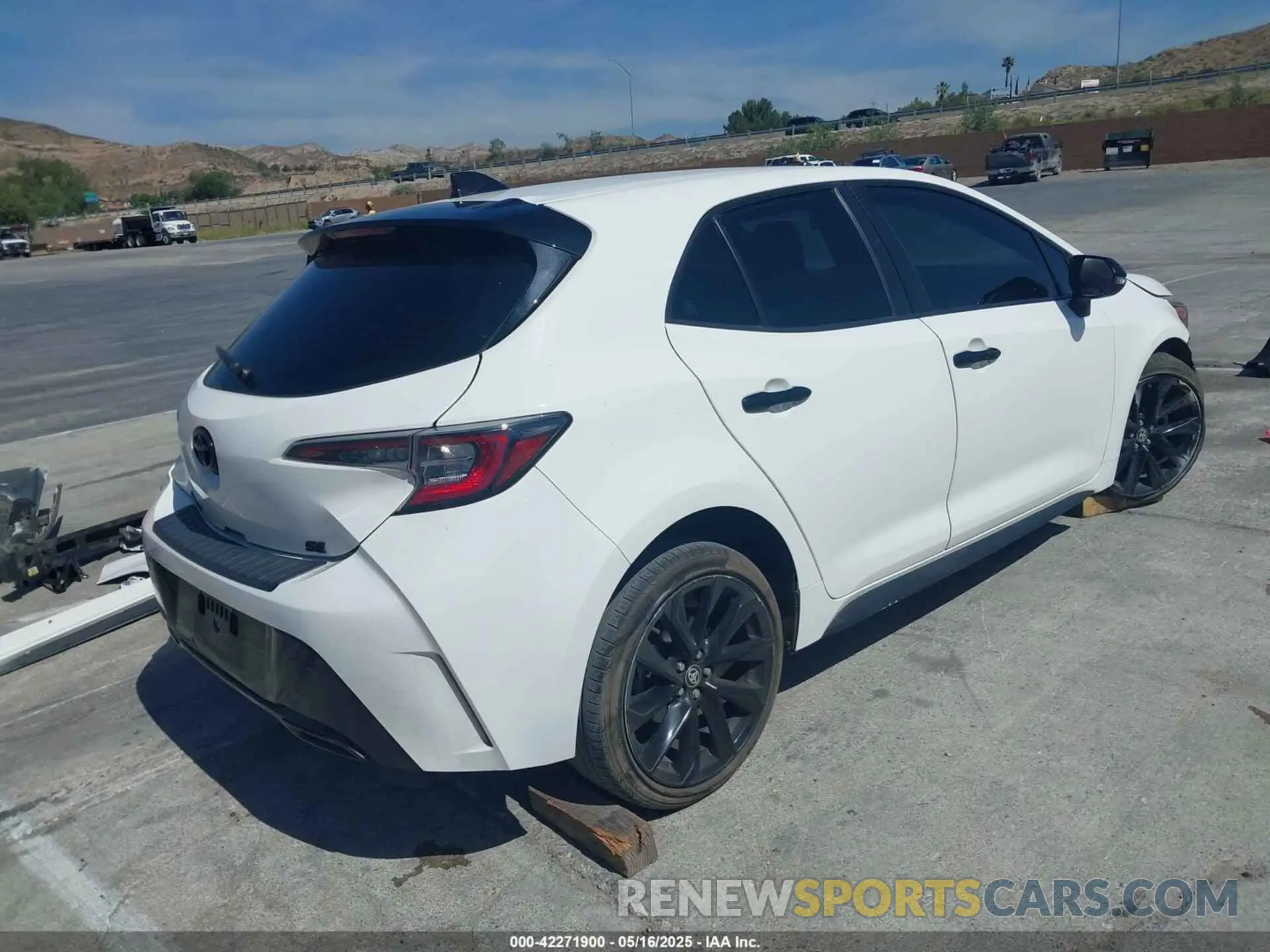4 Photograph of a damaged car JTND4MBE1M3115180 TOYOTA COROLLA 2021