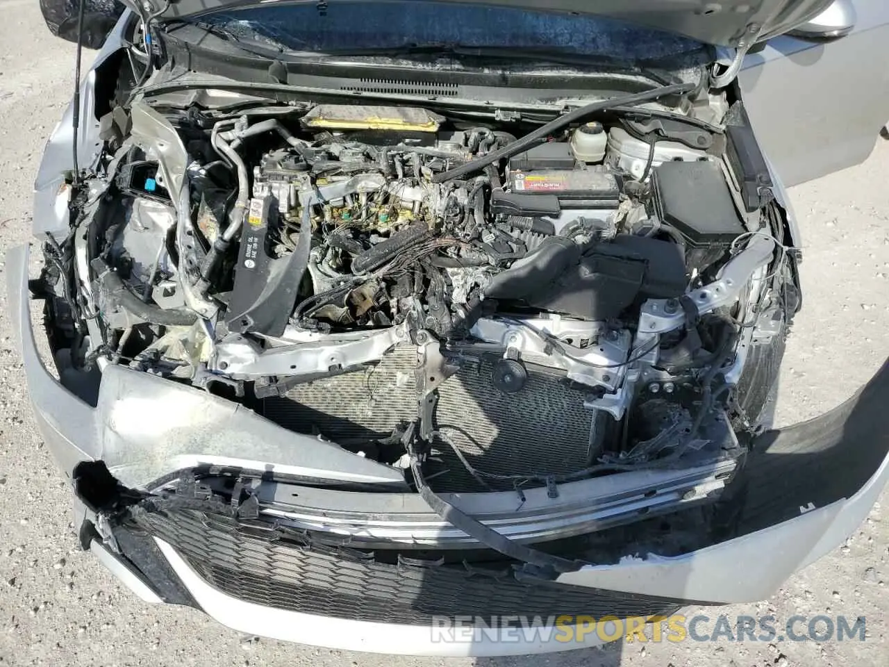 12 Photograph of a damaged car JTND4MBE1M3126373 TOYOTA COROLLA 2021