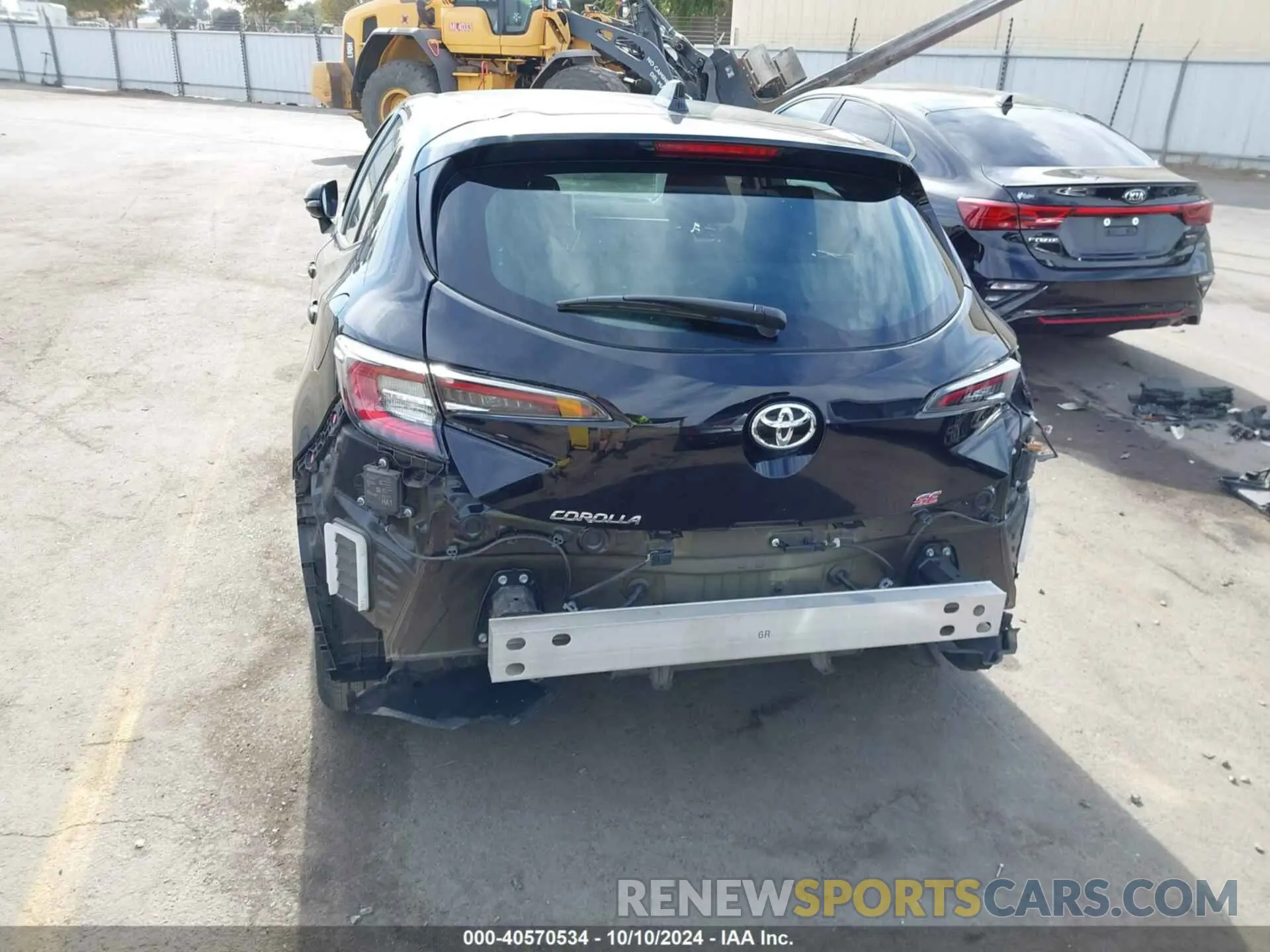17 Photograph of a damaged car JTND4MBE2M3112157 TOYOTA COROLLA 2021