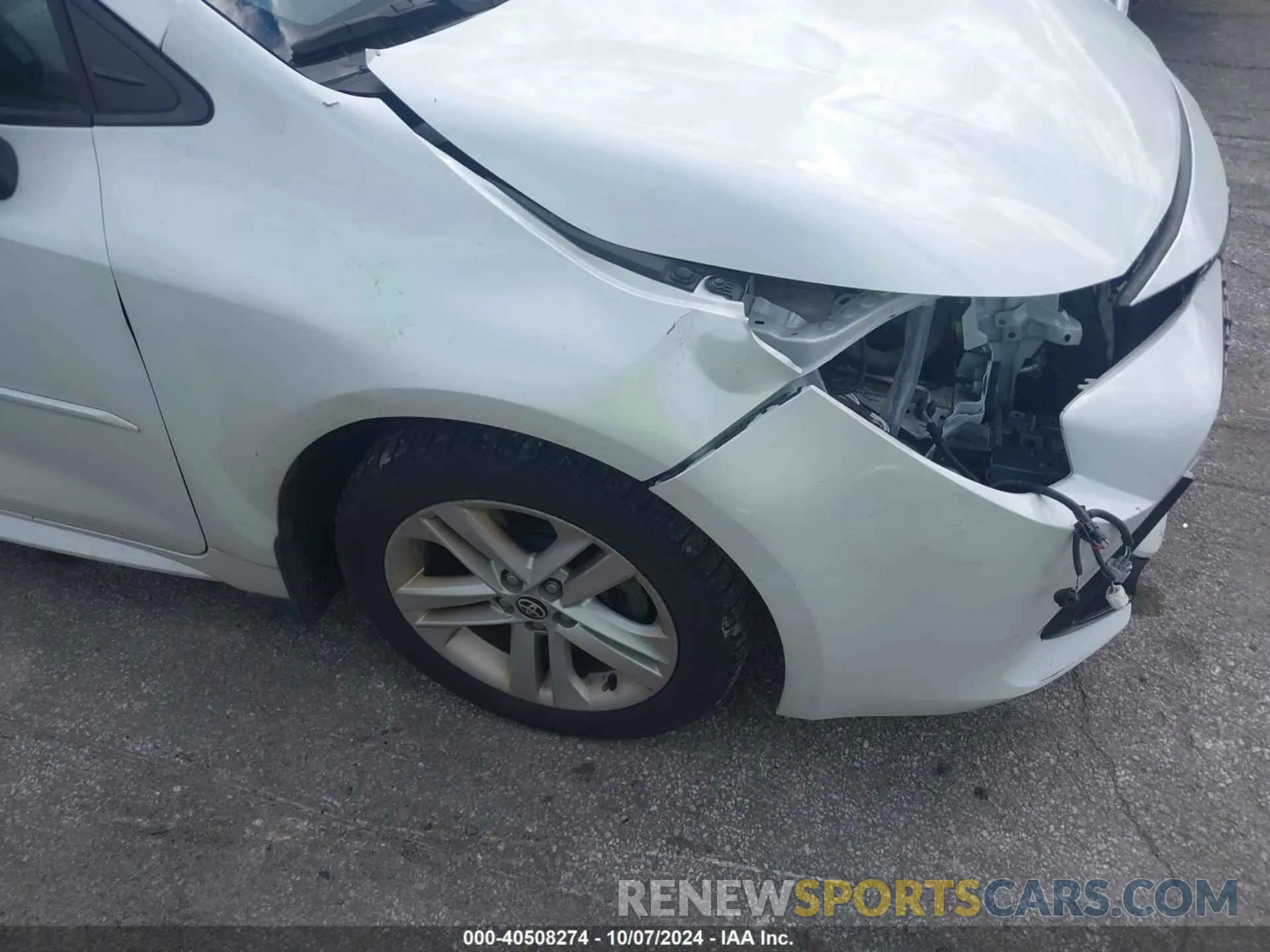 19 Photograph of a damaged car JTND4MBE3M3131638 TOYOTA COROLLA 2021