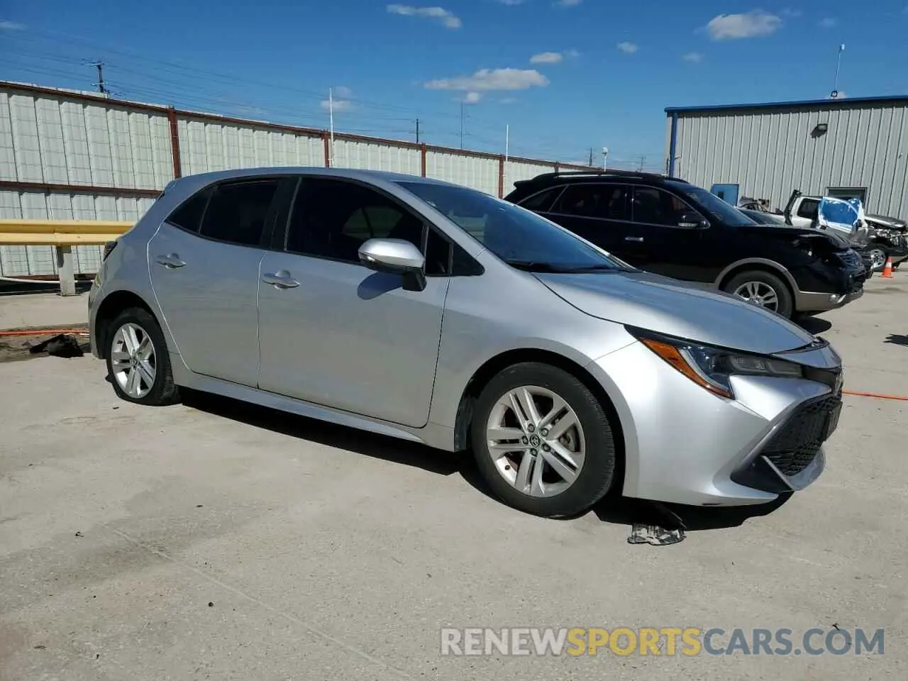 4 Photograph of a damaged car JTND4MBE4M3105307 TOYOTA COROLLA 2021