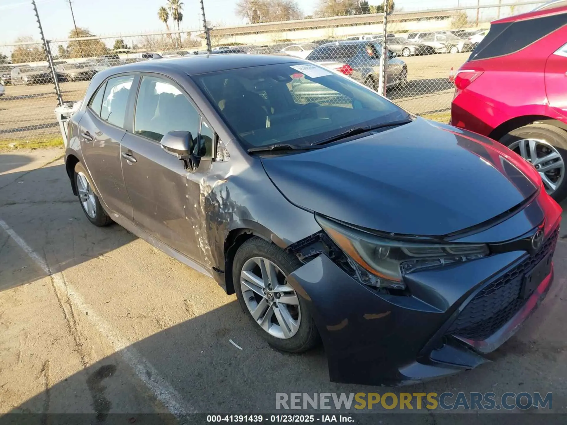 1 Photograph of a damaged car JTND4MBE4M3106053 TOYOTA COROLLA 2021