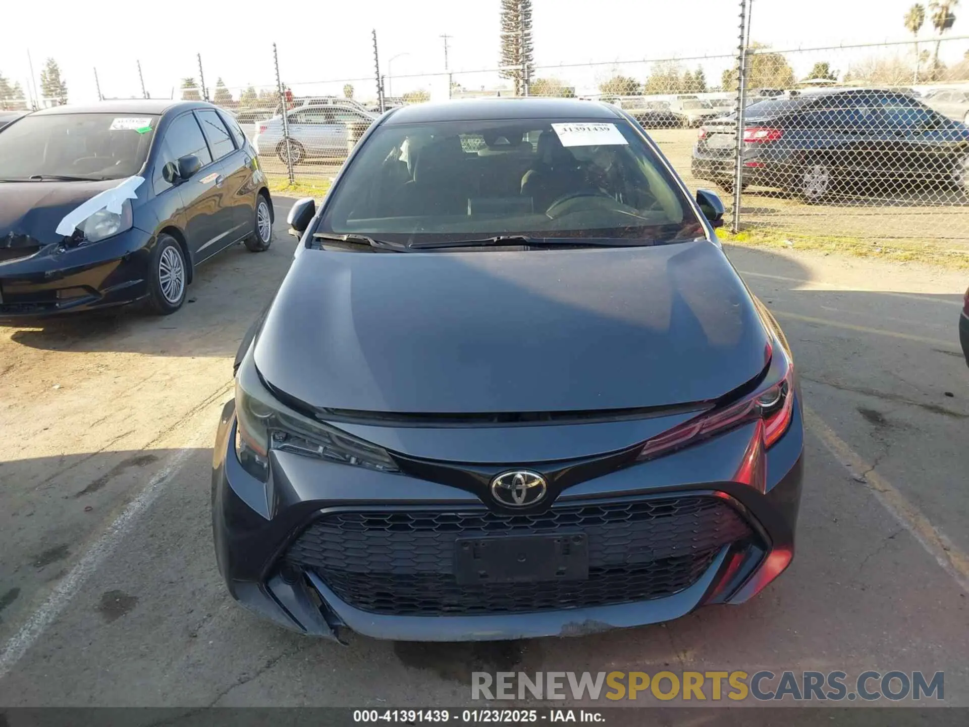 11 Photograph of a damaged car JTND4MBE4M3106053 TOYOTA COROLLA 2021