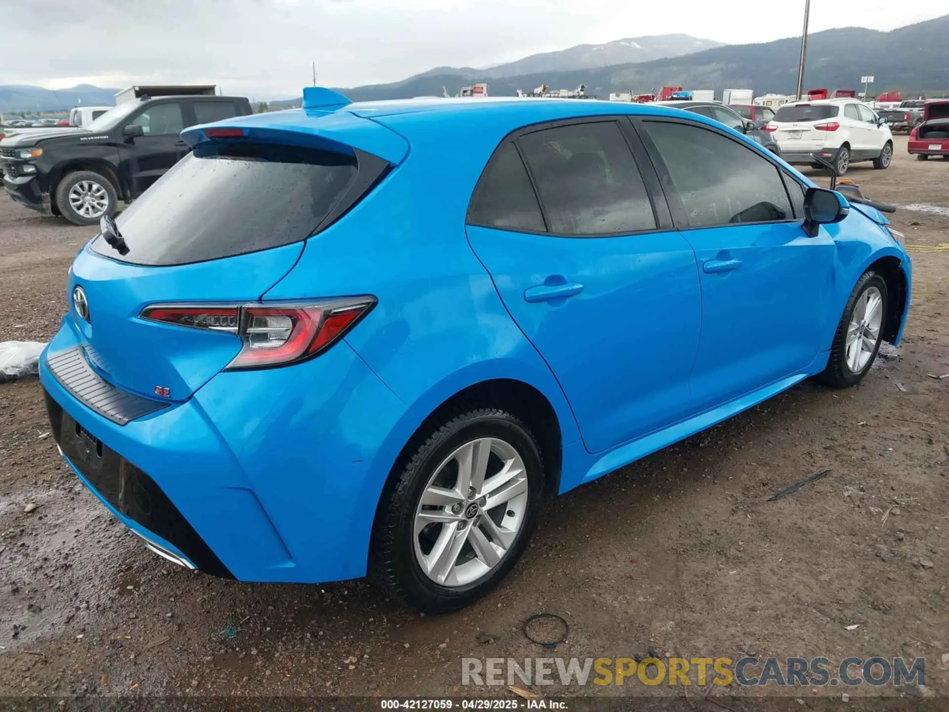 4 Photograph of a damaged car JTND4MBE4M3109843 TOYOTA COROLLA 2021