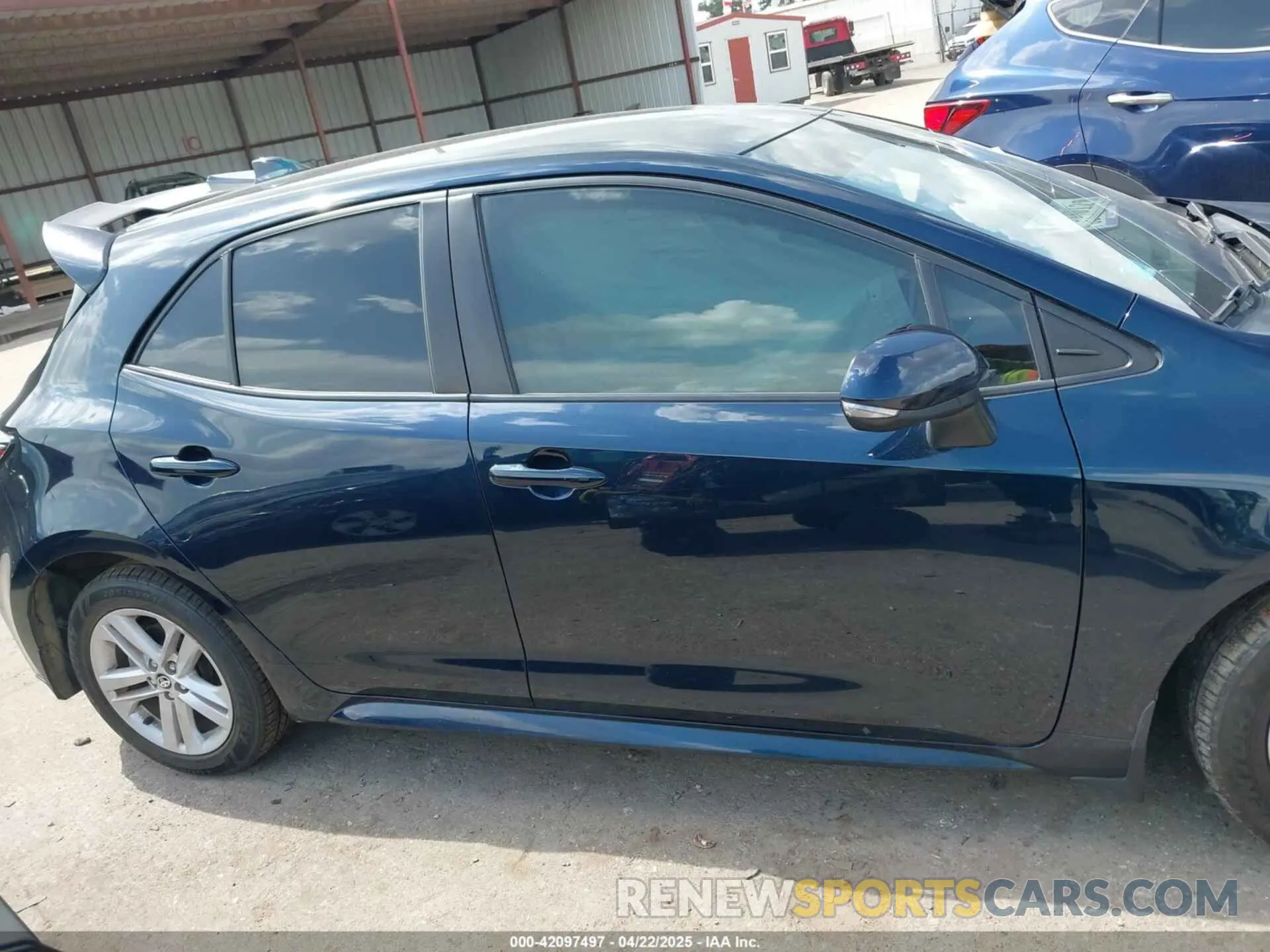 13 Photograph of a damaged car JTND4MBE5M3130281 TOYOTA COROLLA 2021