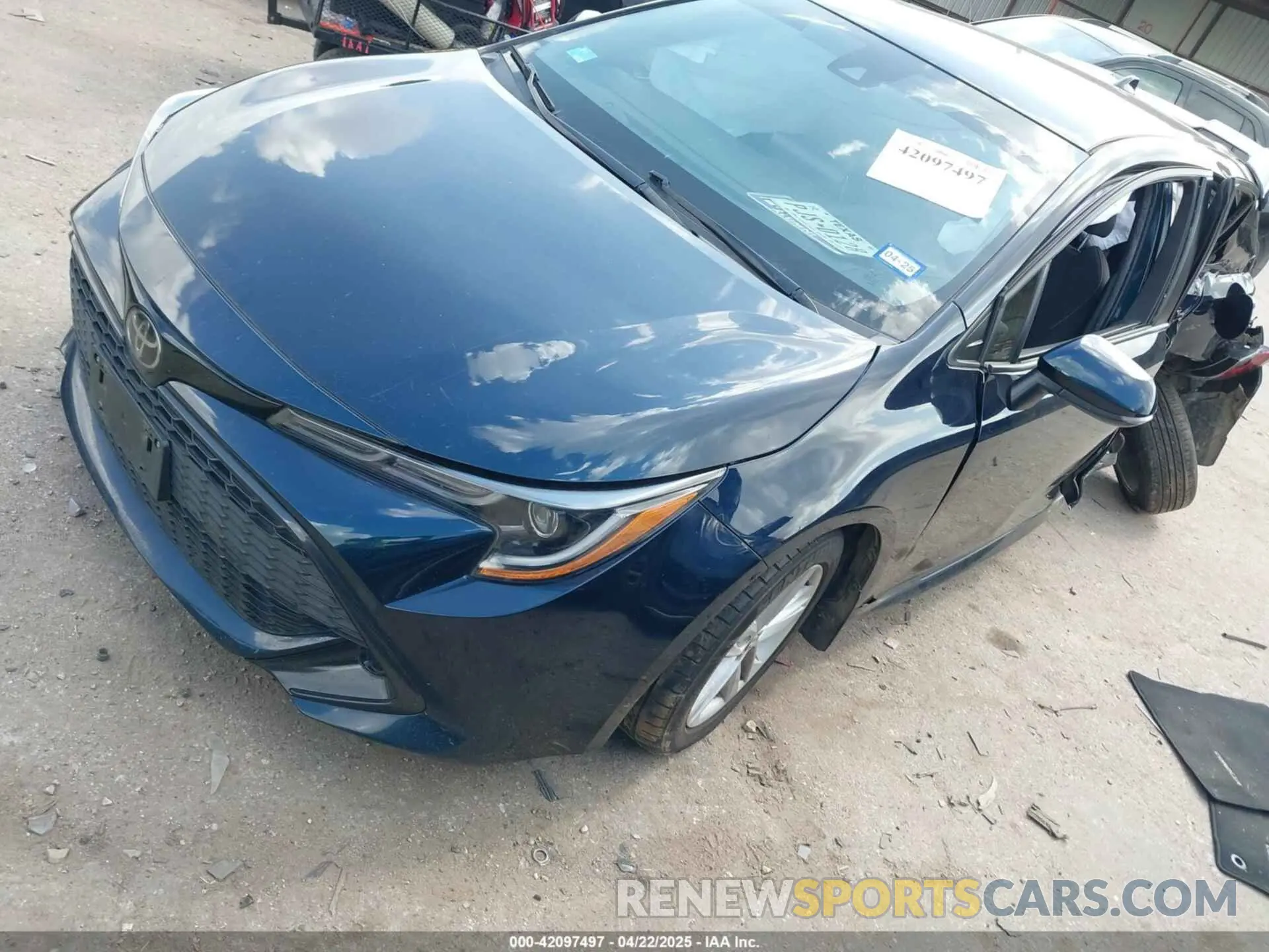 2 Photograph of a damaged car JTND4MBE5M3130281 TOYOTA COROLLA 2021