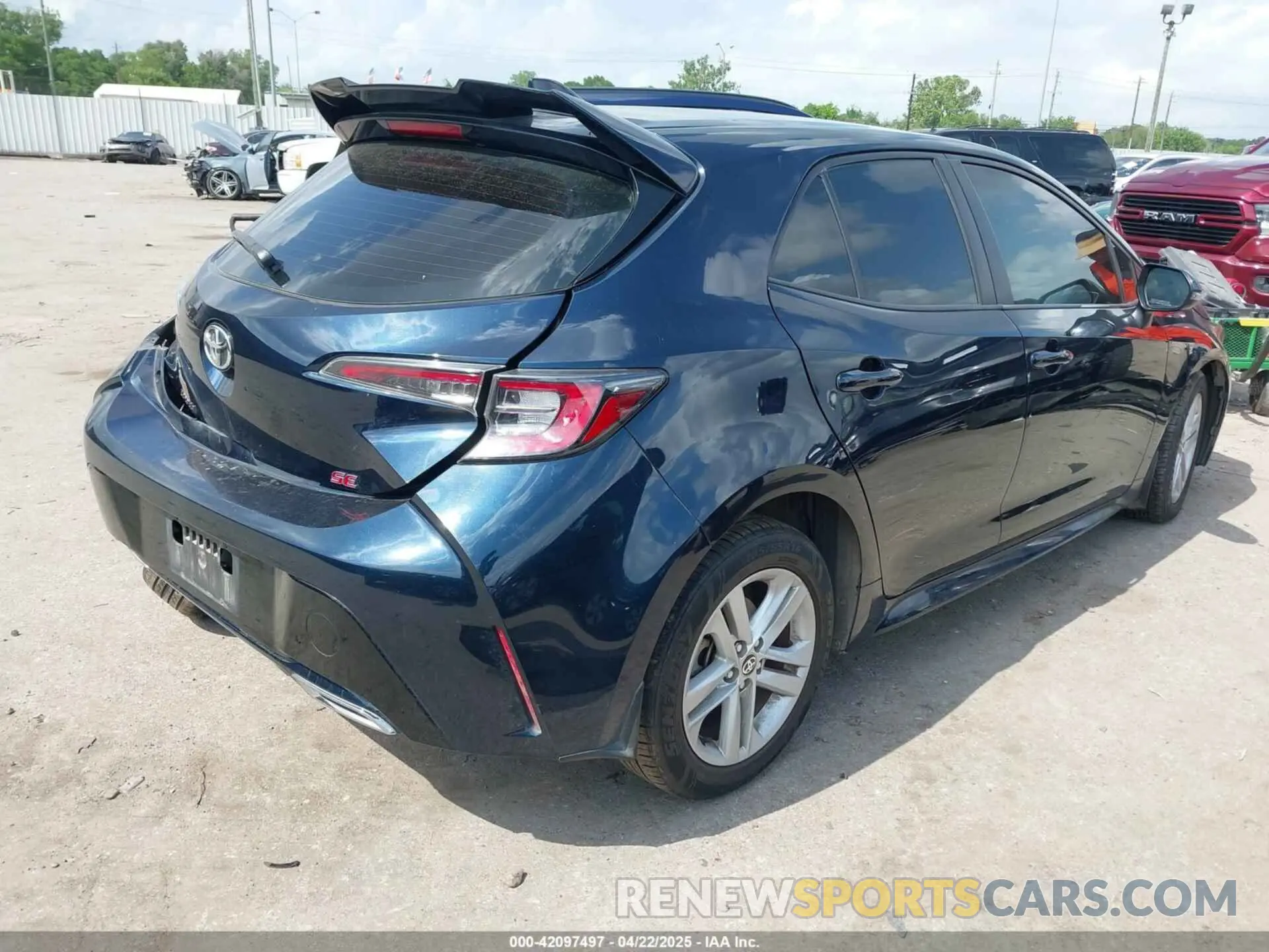 4 Photograph of a damaged car JTND4MBE5M3130281 TOYOTA COROLLA 2021