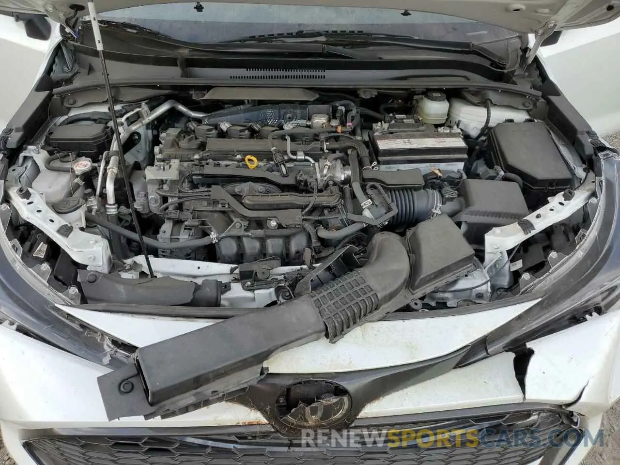 12 Photograph of a damaged car JTND4MBE5M3138073 TOYOTA COROLLA 2021