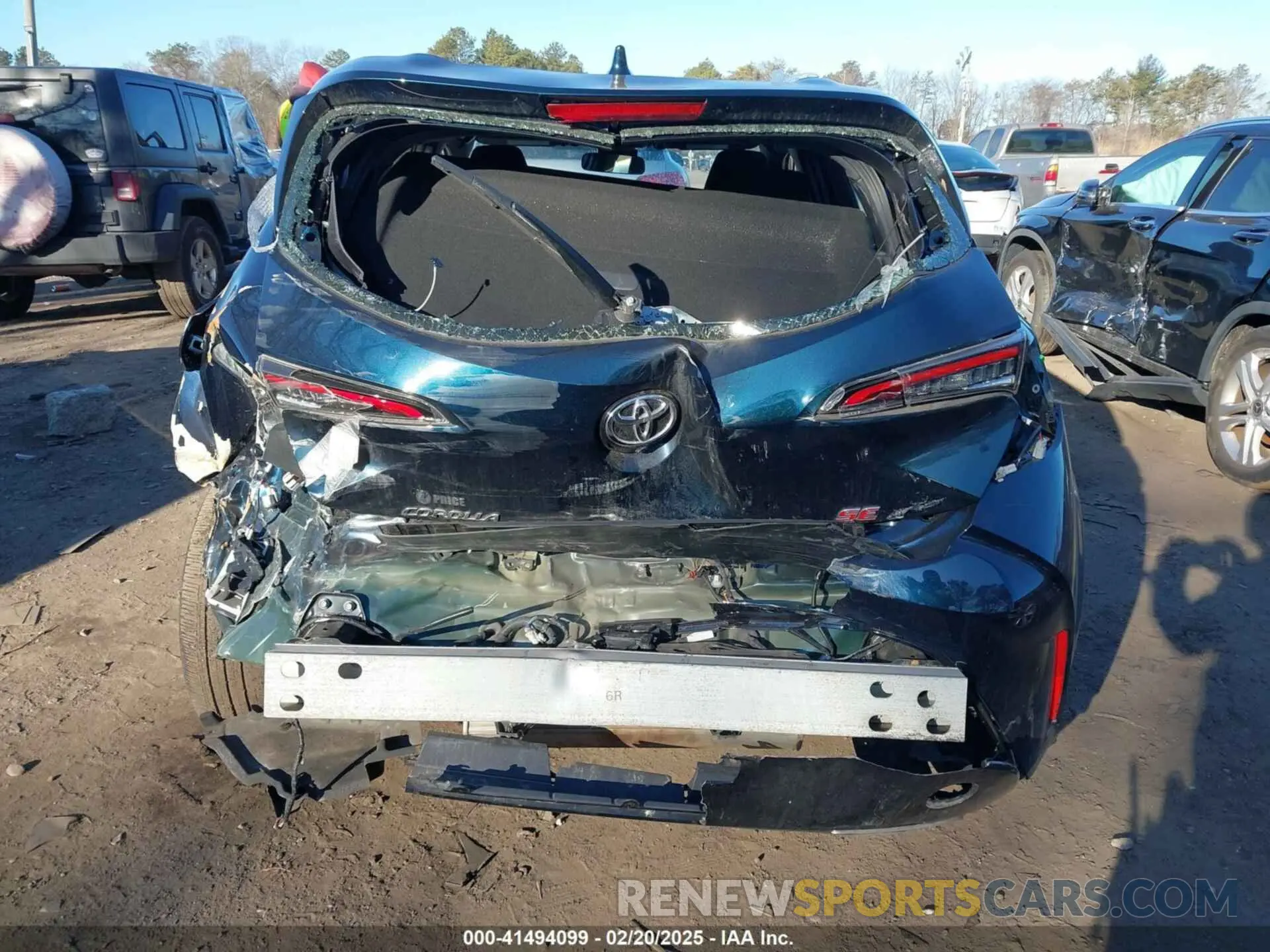 16 Photograph of a damaged car JTND4MBE7M3112722 TOYOTA COROLLA 2021