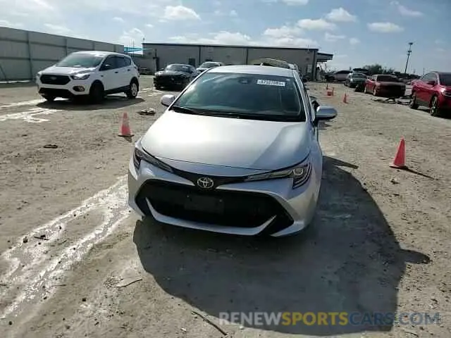 13 Photograph of a damaged car JTND4MBE8M3122689 TOYOTA COROLLA 2021