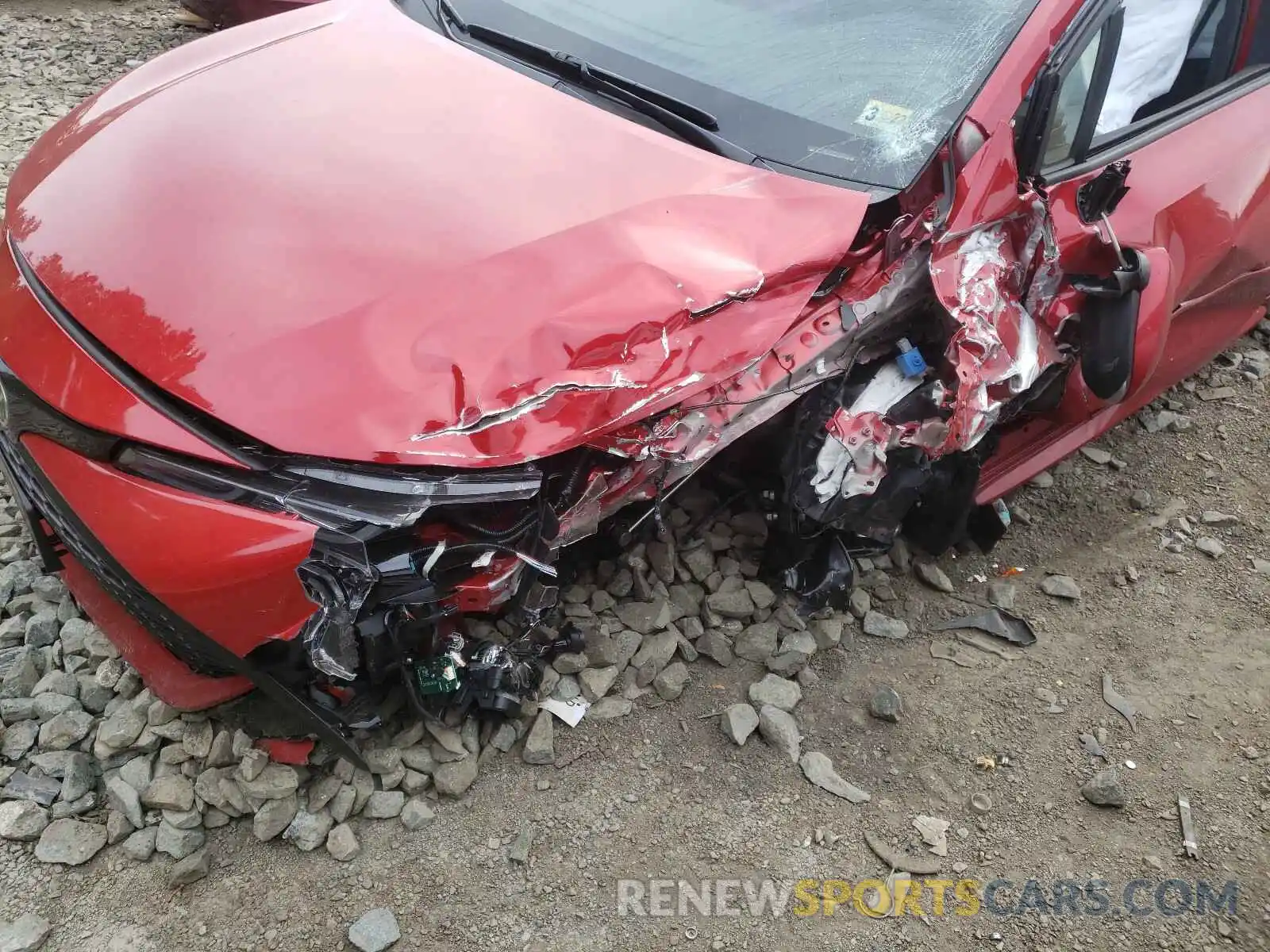 9 Photograph of a damaged car JTND4MBE8M3127018 TOYOTA COROLLA 2021