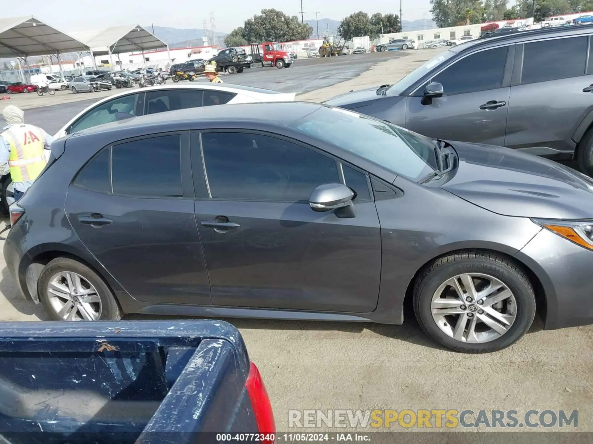 13 Photograph of a damaged car JTND4MBE9M3115444 TOYOTA COROLLA 2021