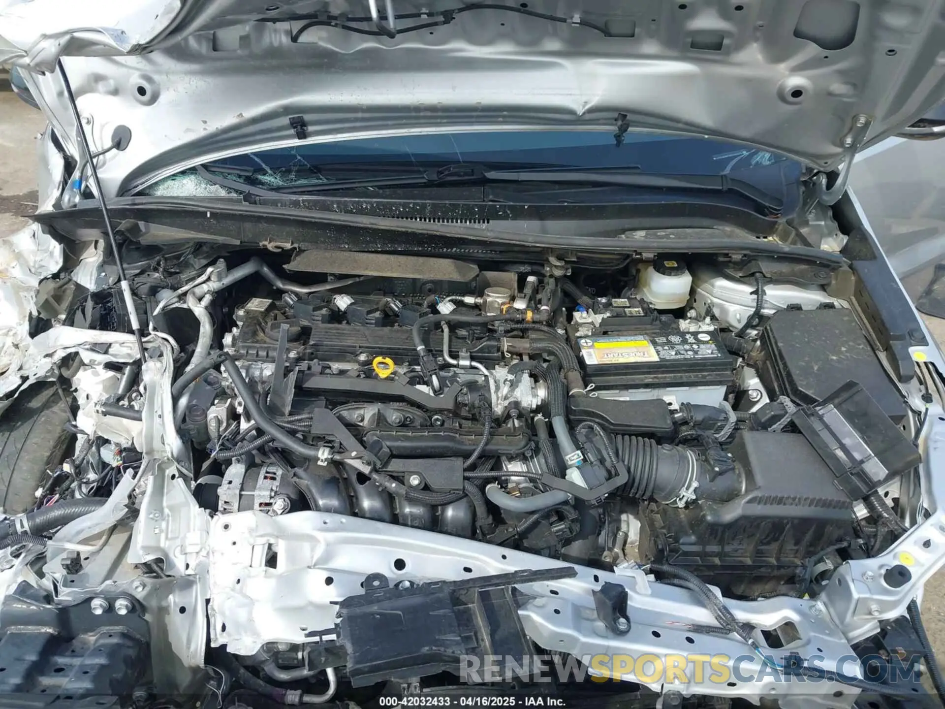 10 Photograph of a damaged car JTND4MBE9M3126220 TOYOTA COROLLA 2021