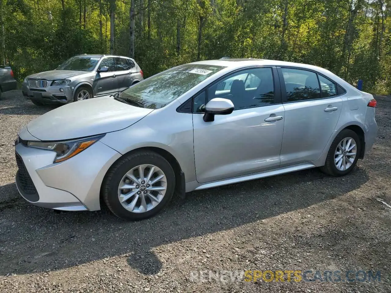 1 Photograph of a damaged car 5YFBPMBE0NP293366 TOYOTA COROLLA 2022