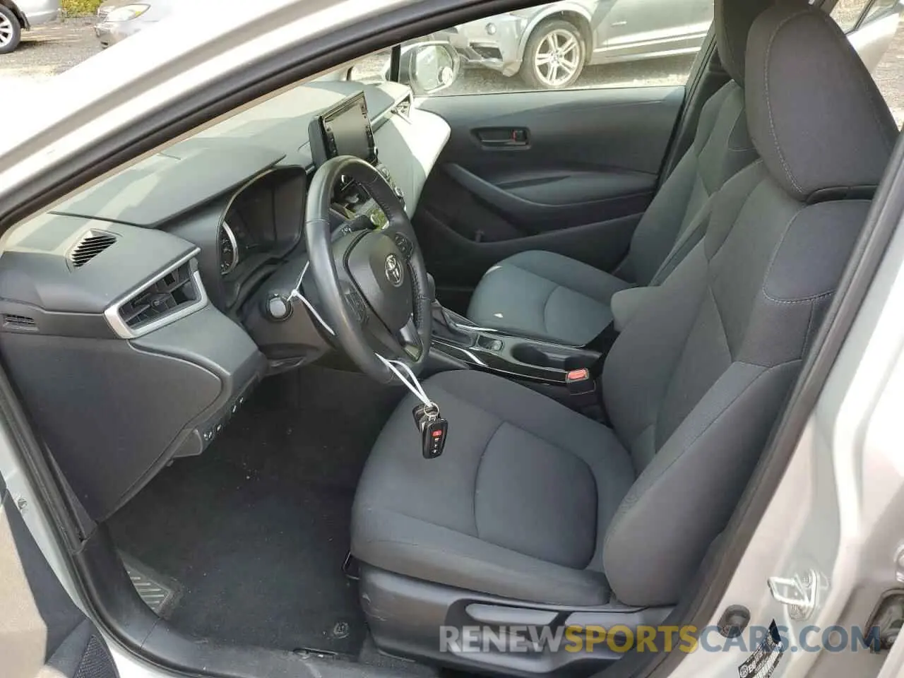 7 Photograph of a damaged car 5YFBPMBE0NP293366 TOYOTA COROLLA 2022