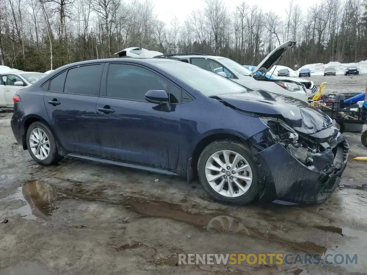 4 Photograph of a damaged car 5YFBPMBE0NP392396 TOYOTA COROLLA 2022