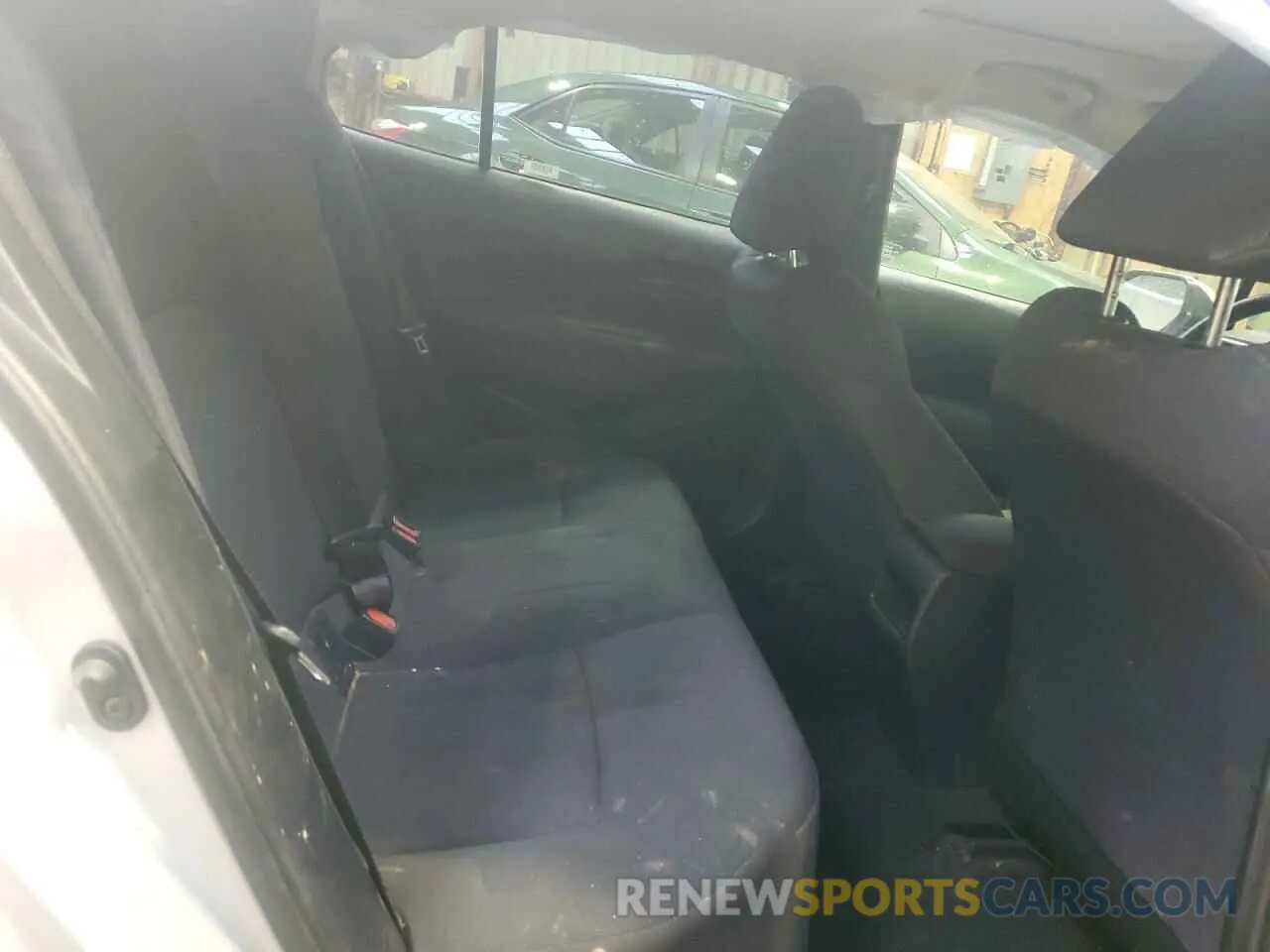 10 Photograph of a damaged car 5YFBPMBE1NP314838 TOYOTA COROLLA 2022
