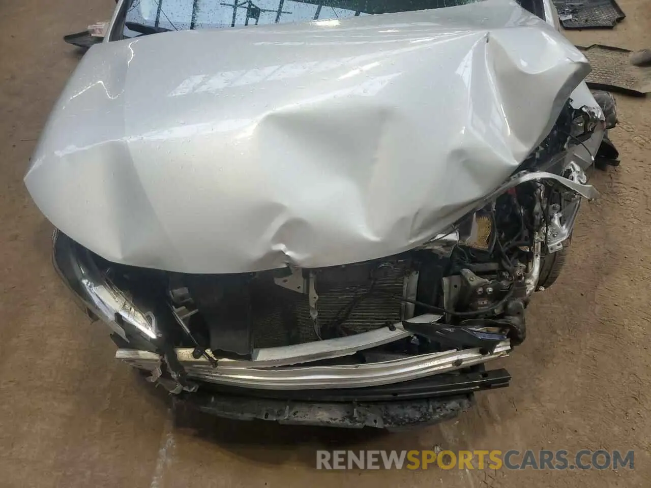11 Photograph of a damaged car 5YFBPMBE1NP314838 TOYOTA COROLLA 2022