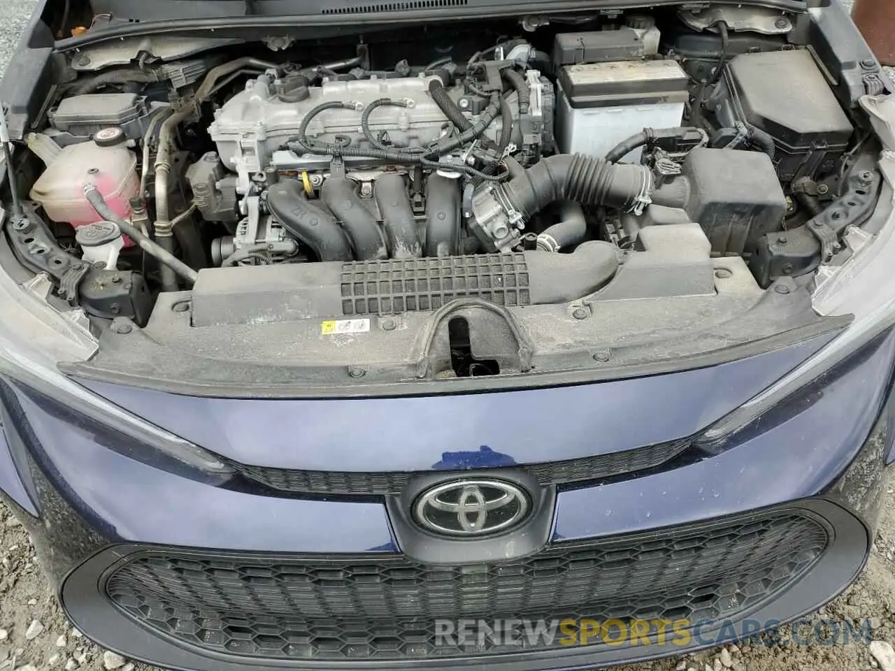 11 Photograph of a damaged car 5YFBPMBE3NP353575 TOYOTA COROLLA 2022