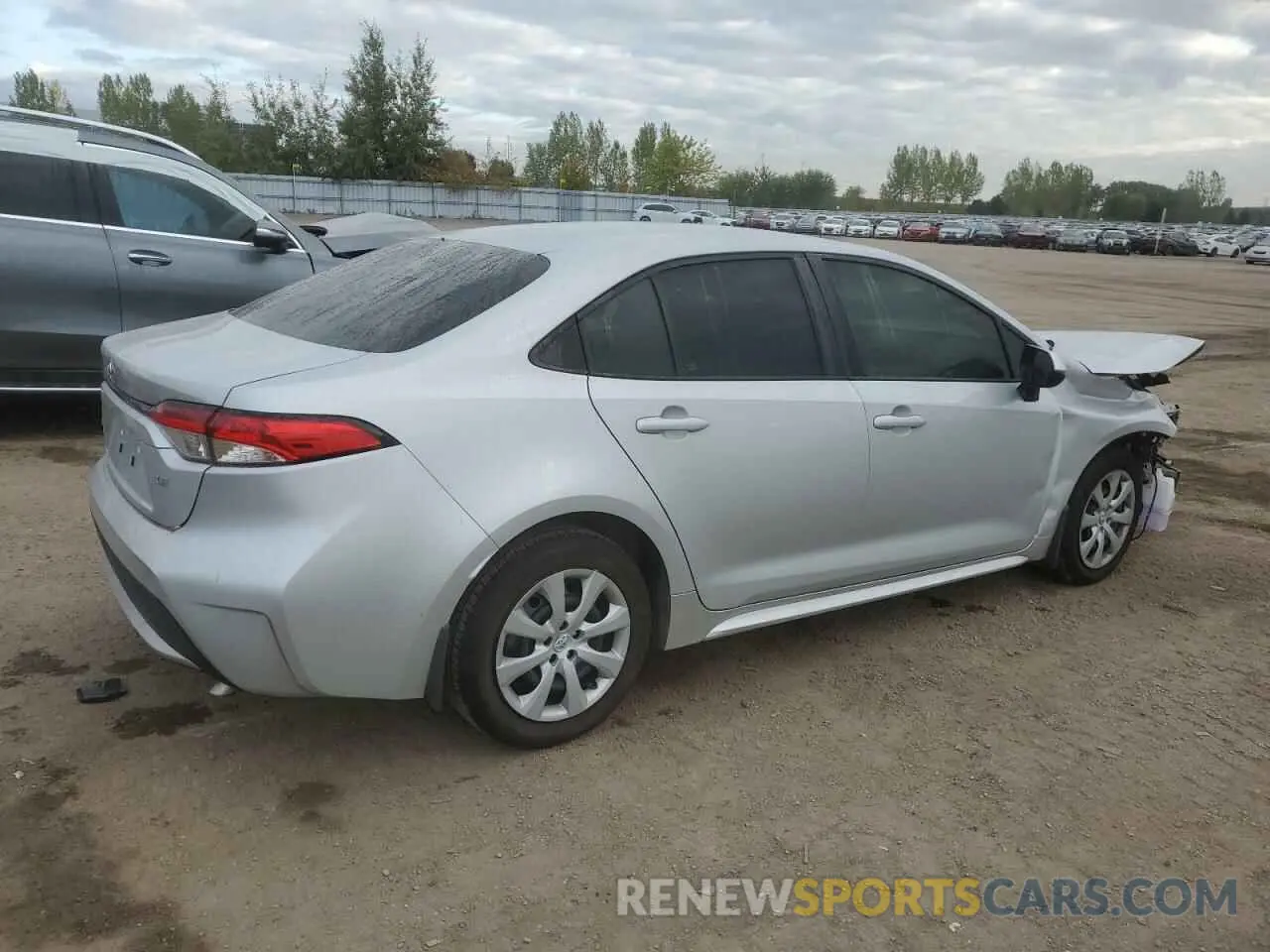3 Photograph of a damaged car 5YFBPMBEXNP277708 TOYOTA COROLLA 2022