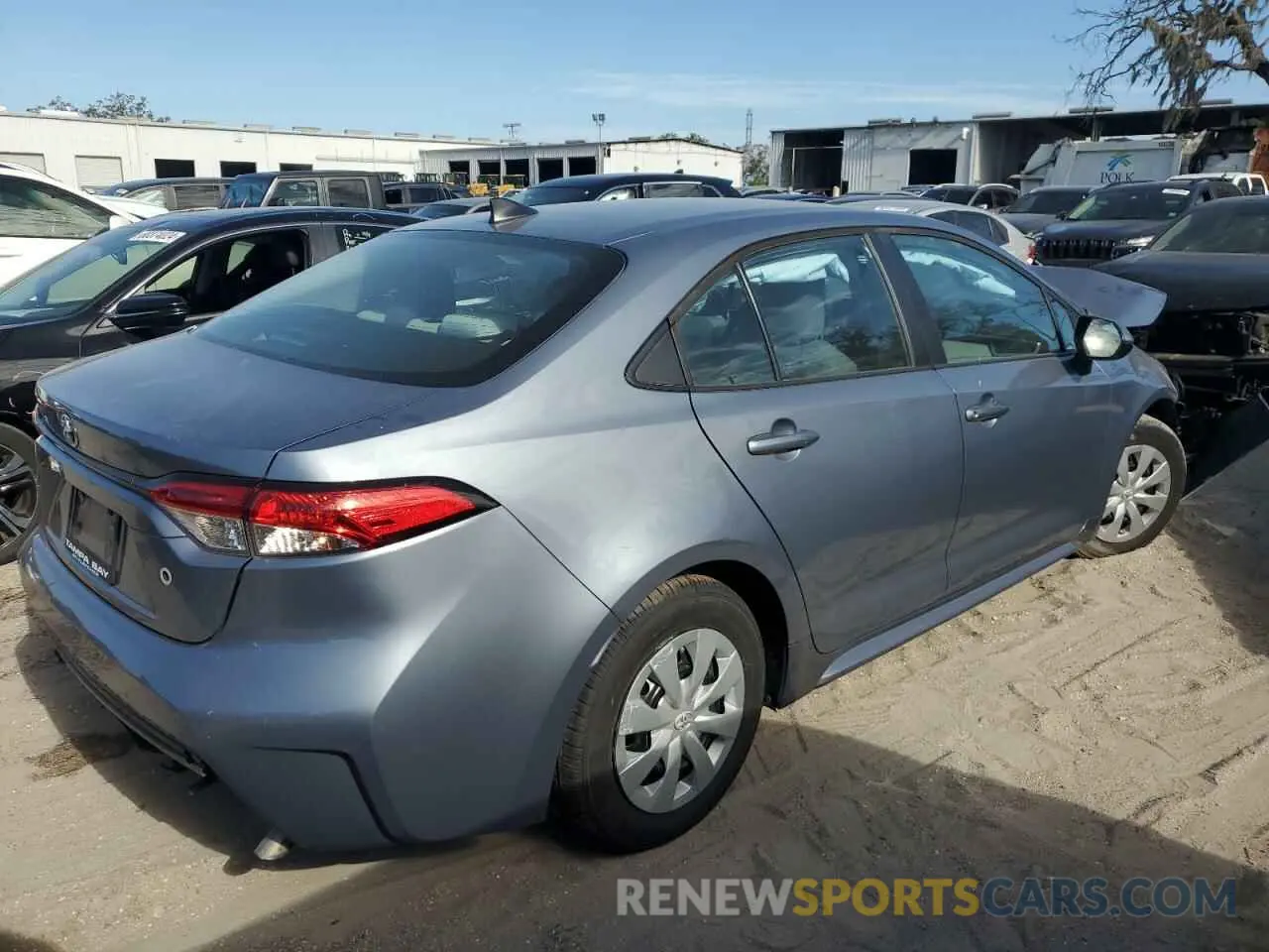 3 Photograph of a damaged car 5YFDPMAE2NP333716 TOYOTA COROLLA 2022