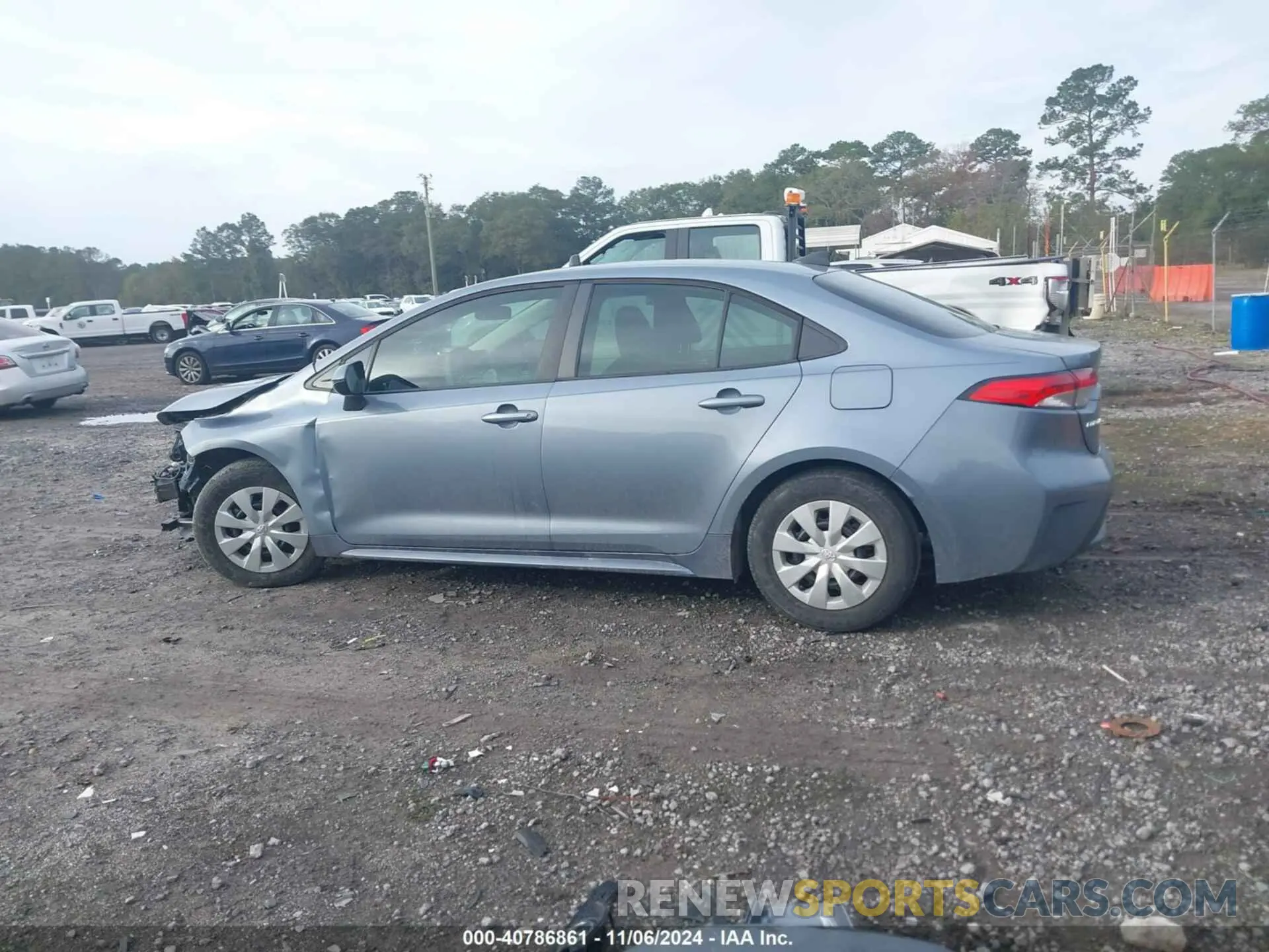 15 Photograph of a damaged car 5YFDPMAE7NP299403 TOYOTA COROLLA 2022