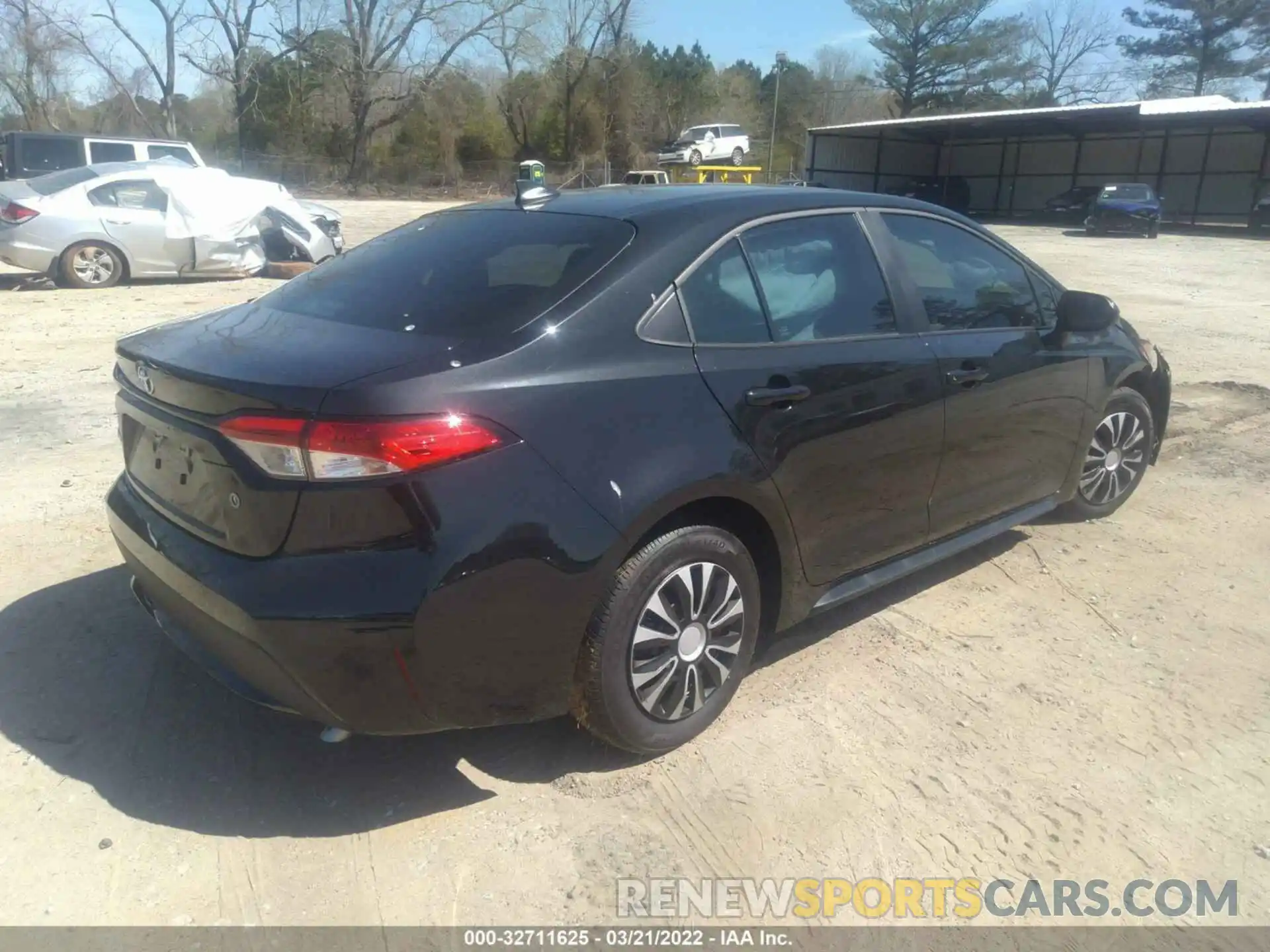 4 Photograph of a damaged car 5YFDPMAE9NP278083 TOYOTA COROLLA 2022