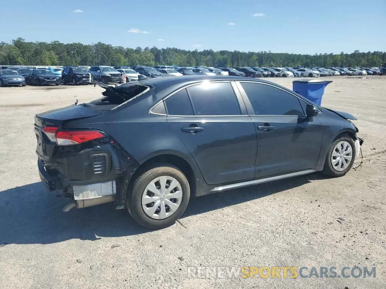 3 Photograph of a damaged car 5YFDPMAEXNP271692 TOYOTA COROLLA 2022