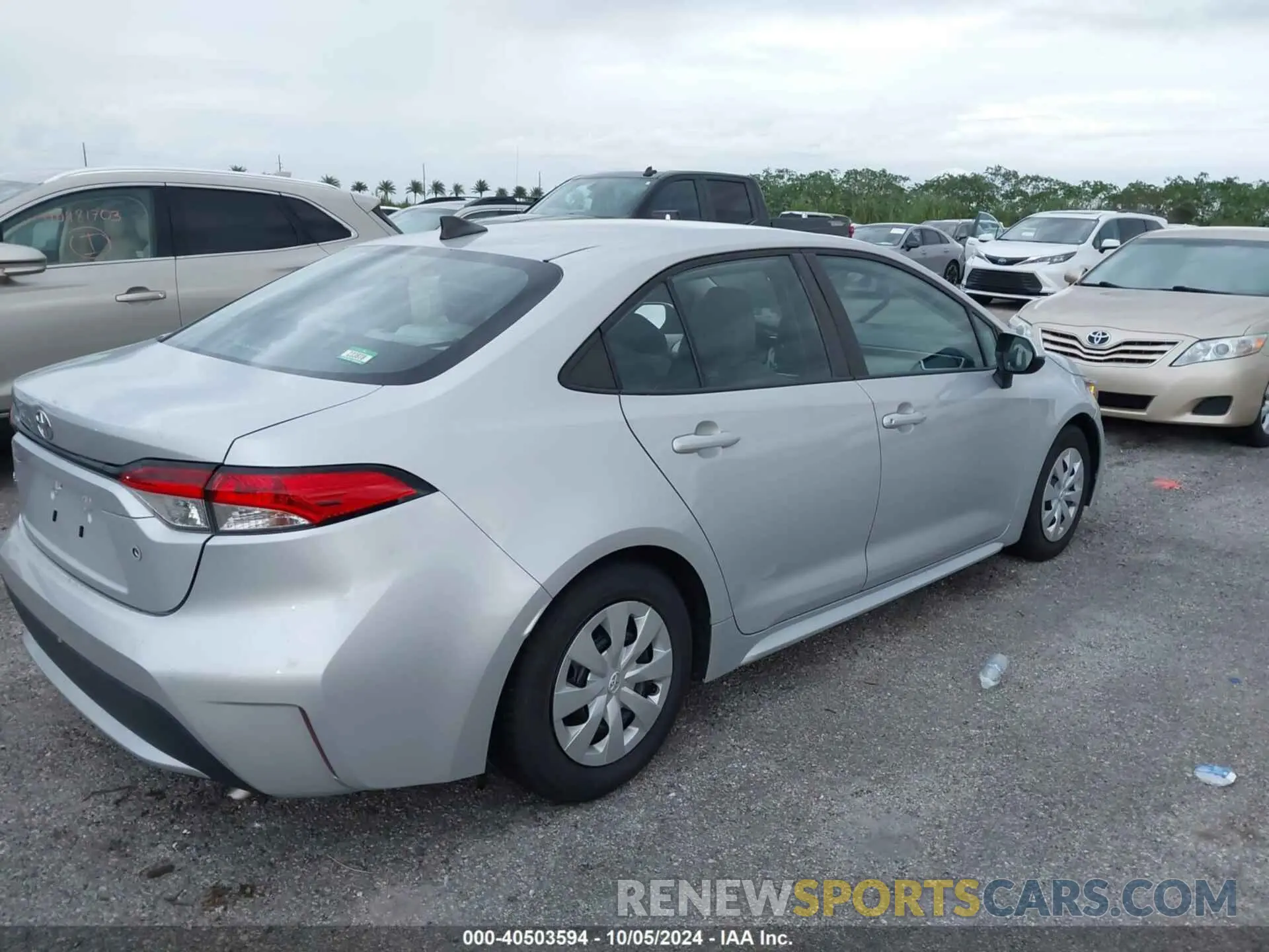 4 Photograph of a damaged car 5YFDPMAEXNP281915 TOYOTA COROLLA 2022