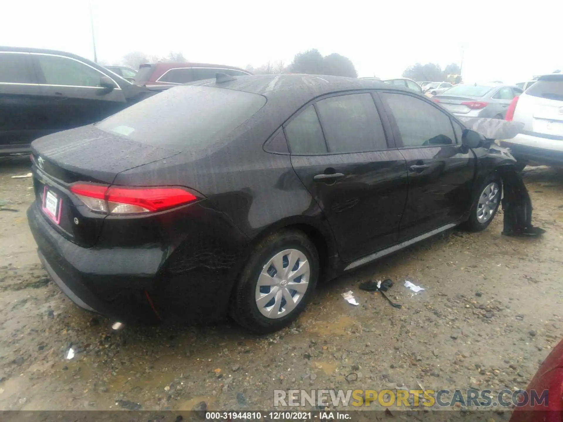 4 Photograph of a damaged car 5YFDPMAEXNP287908 TOYOTA COROLLA 2022