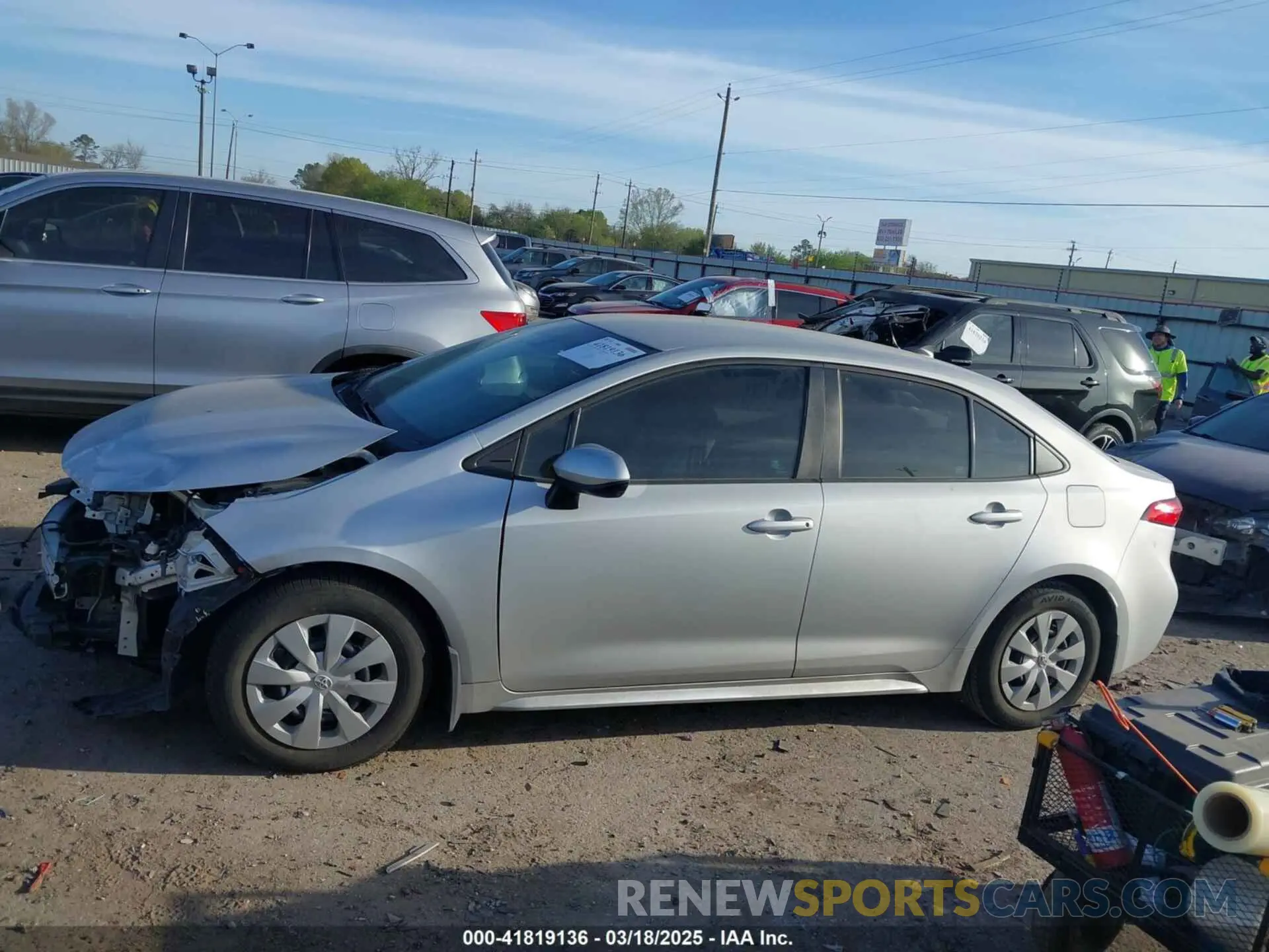14 Photograph of a damaged car 5YFDPMAEXNP300477 TOYOTA COROLLA 2022