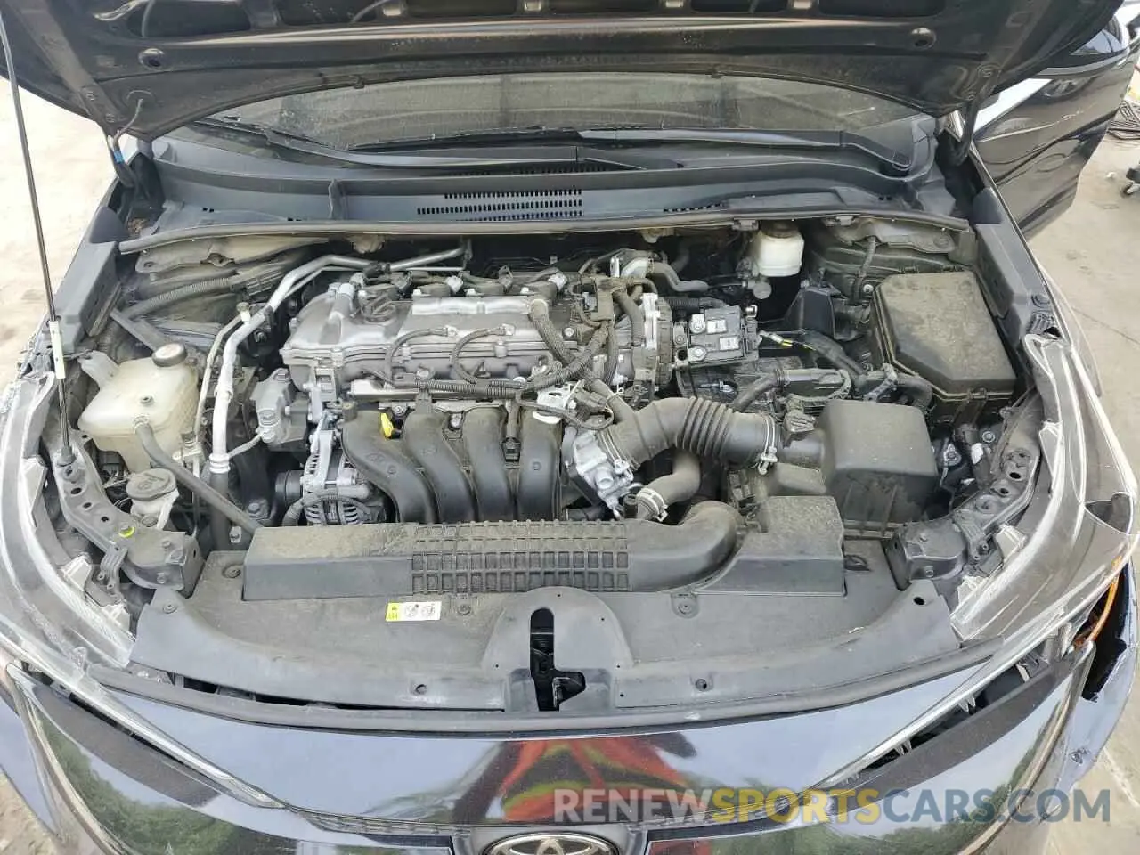 11 Photograph of a damaged car 5YFEPMAE0NP281216 TOYOTA COROLLA 2022