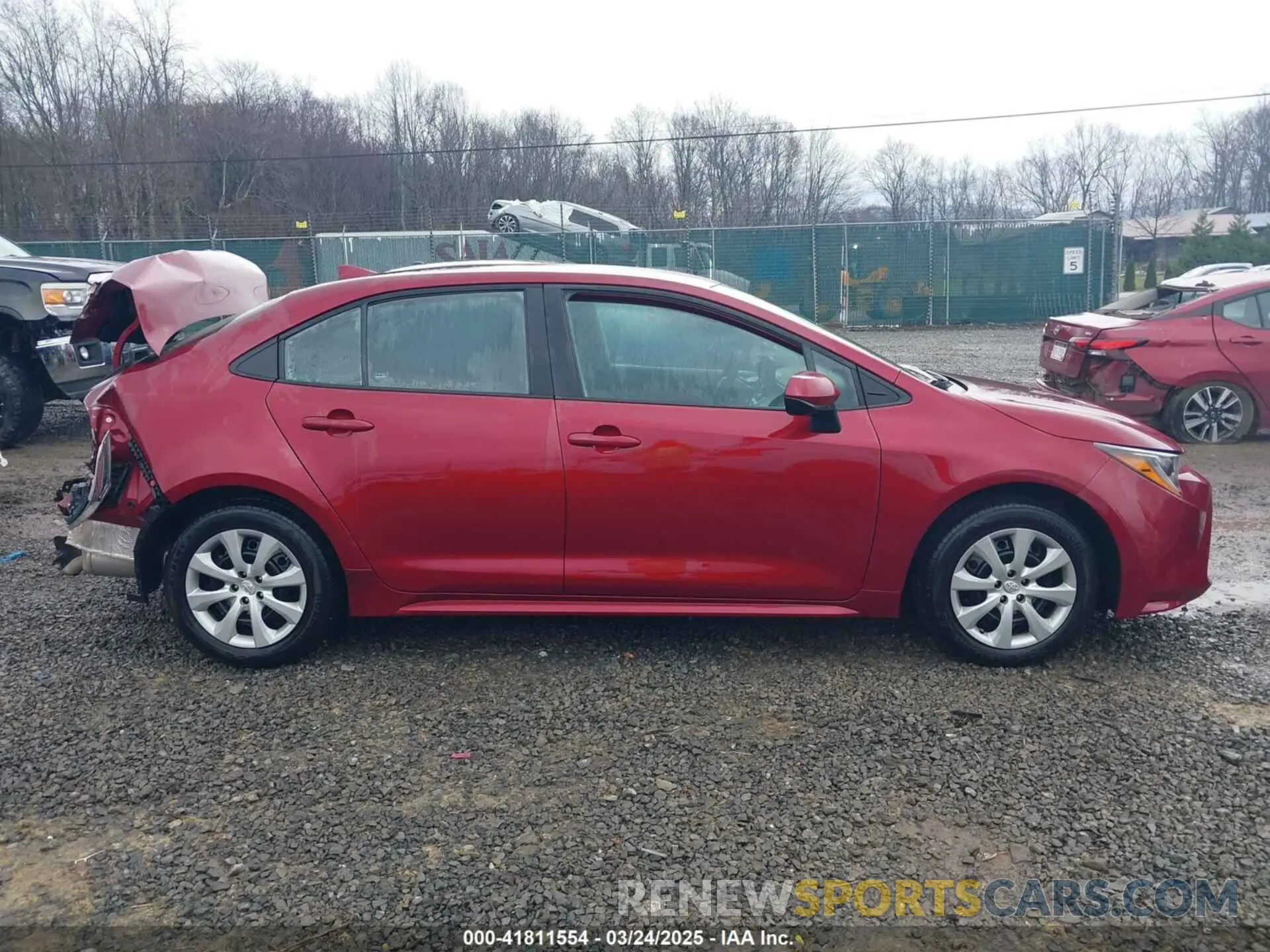 14 Photograph of a damaged car 5YFEPMAE0NP282916 TOYOTA COROLLA 2022