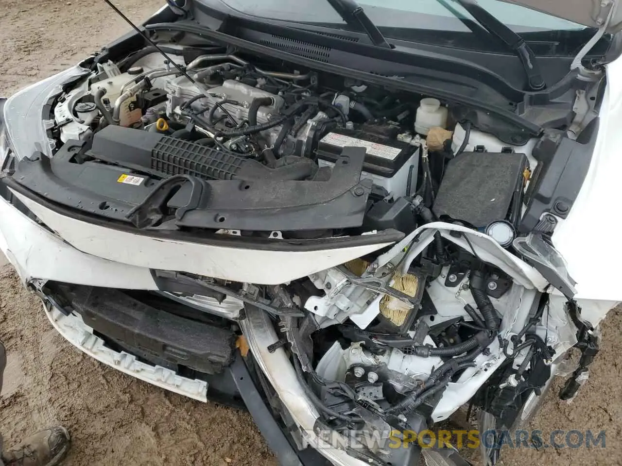 11 Photograph of a damaged car 5YFEPMAE0NP284651 TOYOTA COROLLA 2022