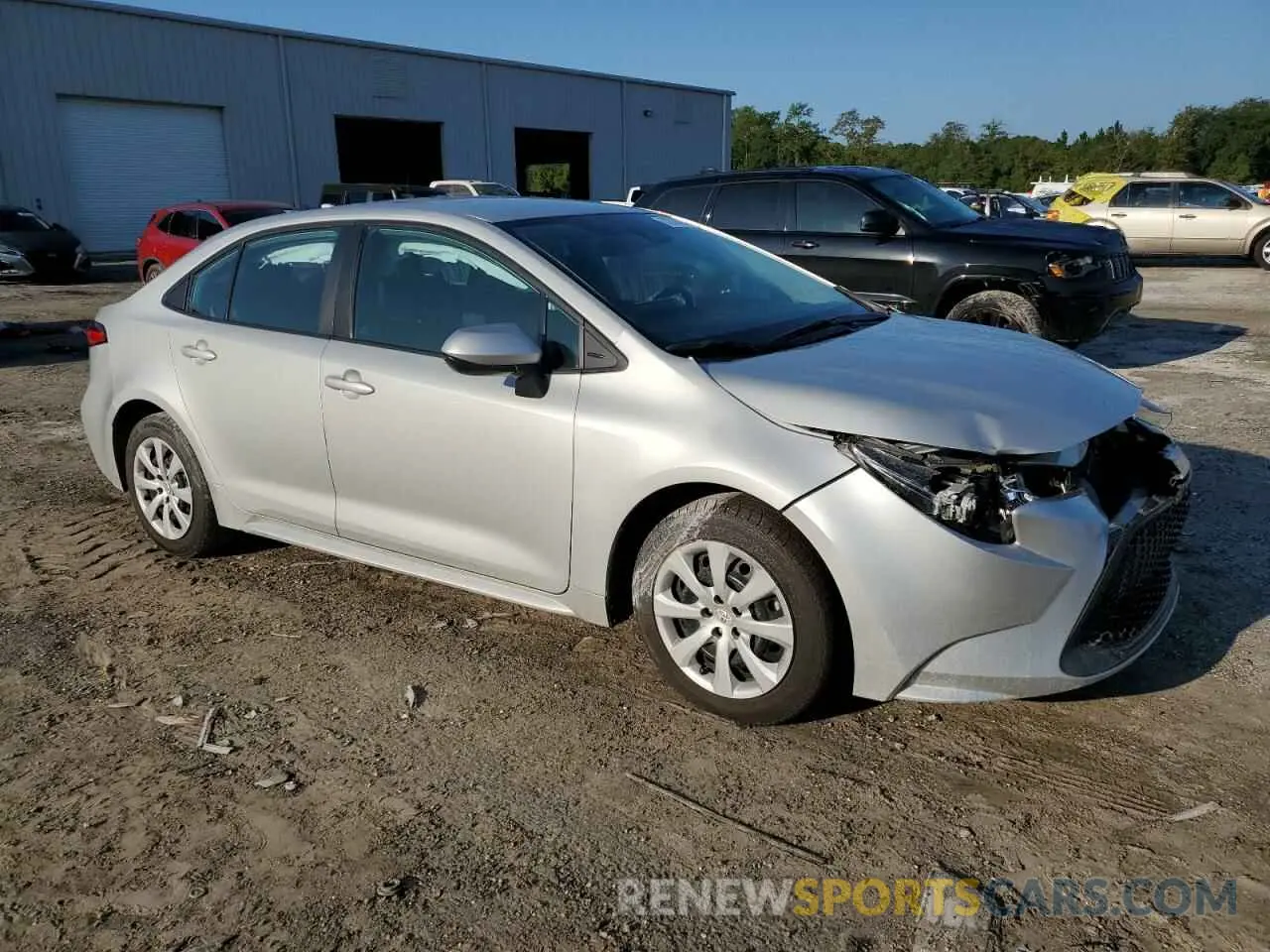 4 Photograph of a damaged car 5YFEPMAE0NP285511 TOYOTA COROLLA 2022
