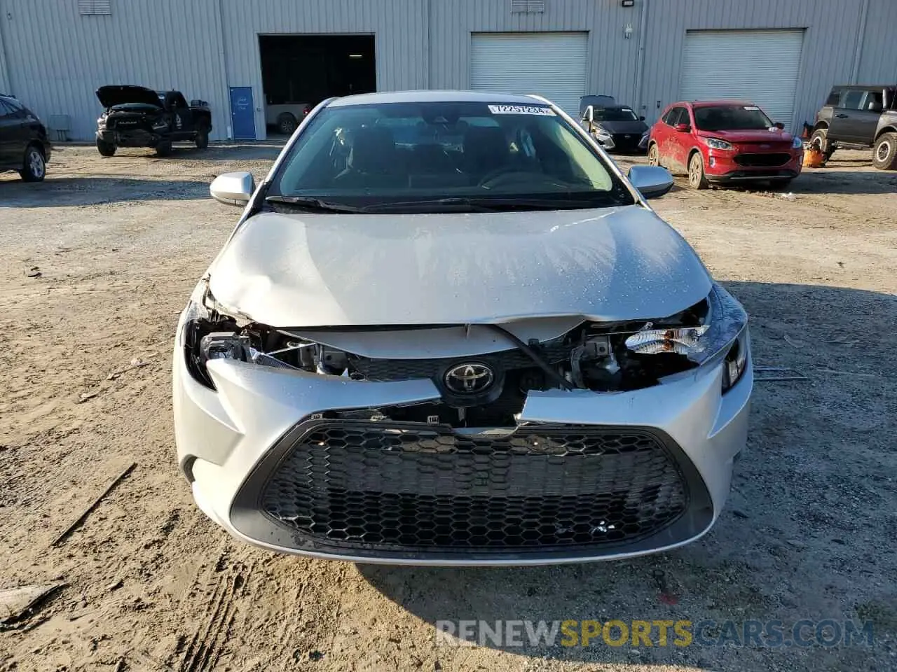 5 Photograph of a damaged car 5YFEPMAE0NP285511 TOYOTA COROLLA 2022