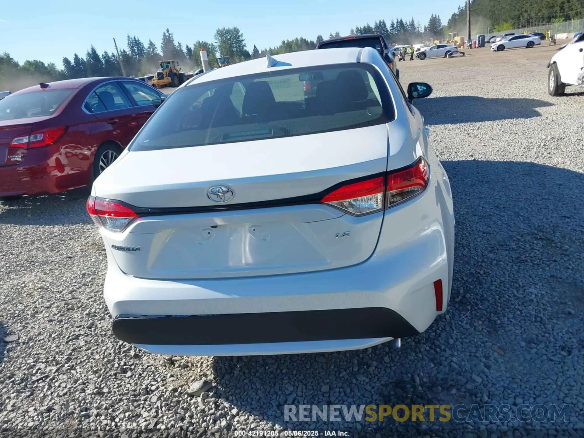 16 Photograph of a damaged car 5YFEPMAE0NP302159 TOYOTA COROLLA 2022
