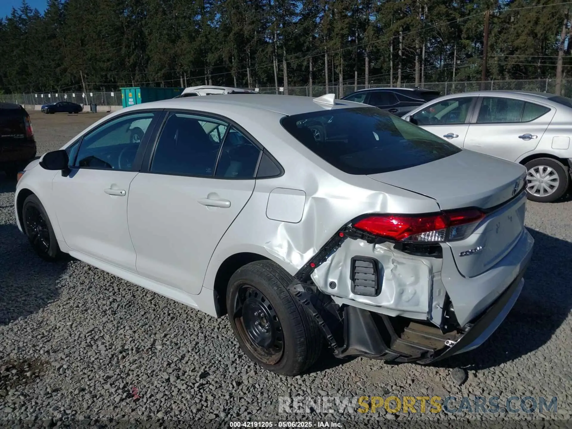 6 Photograph of a damaged car 5YFEPMAE0NP302159 TOYOTA COROLLA 2022