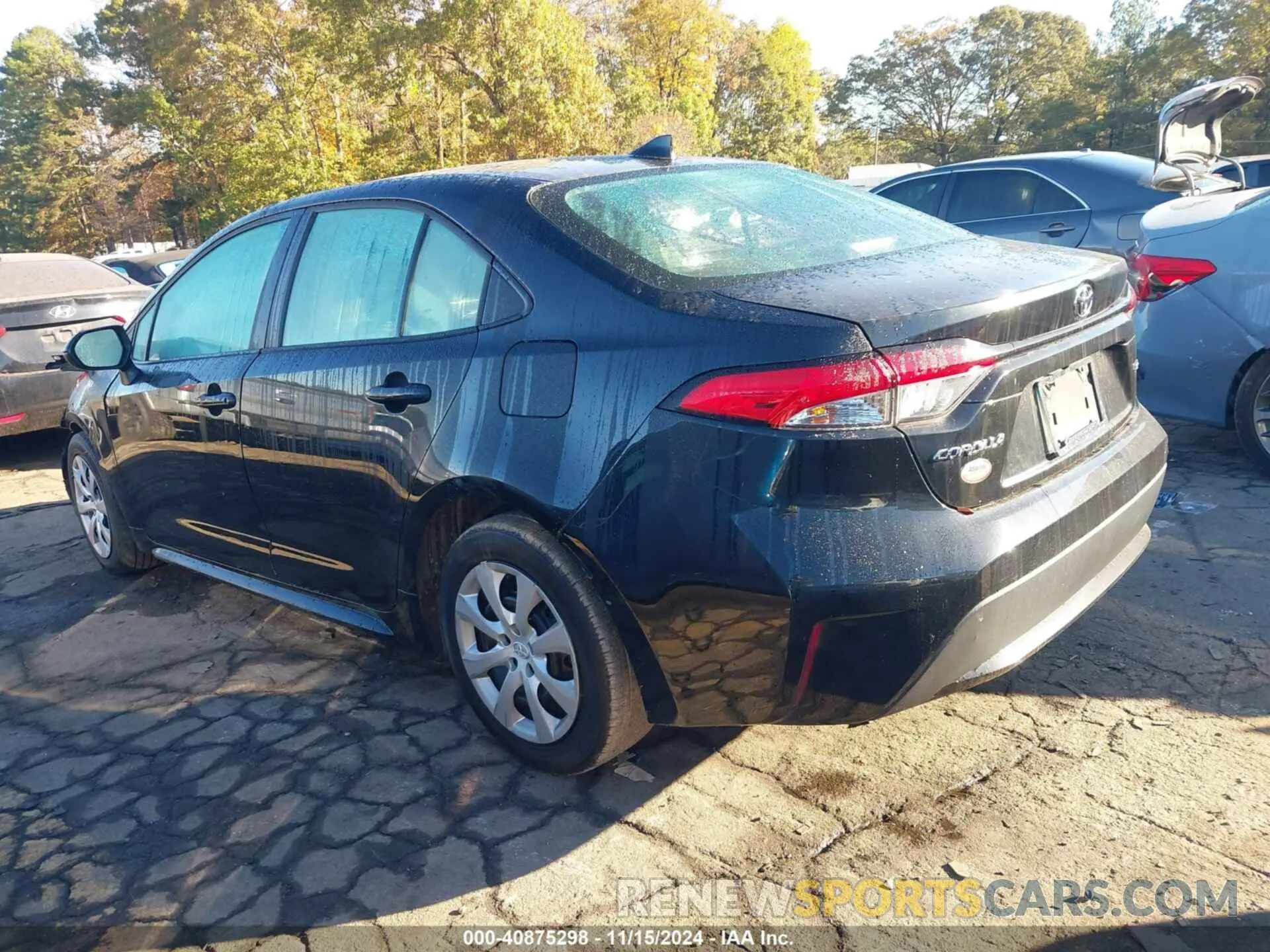 3 Photograph of a damaged car 5YFEPMAE0NP304011 TOYOTA COROLLA 2022