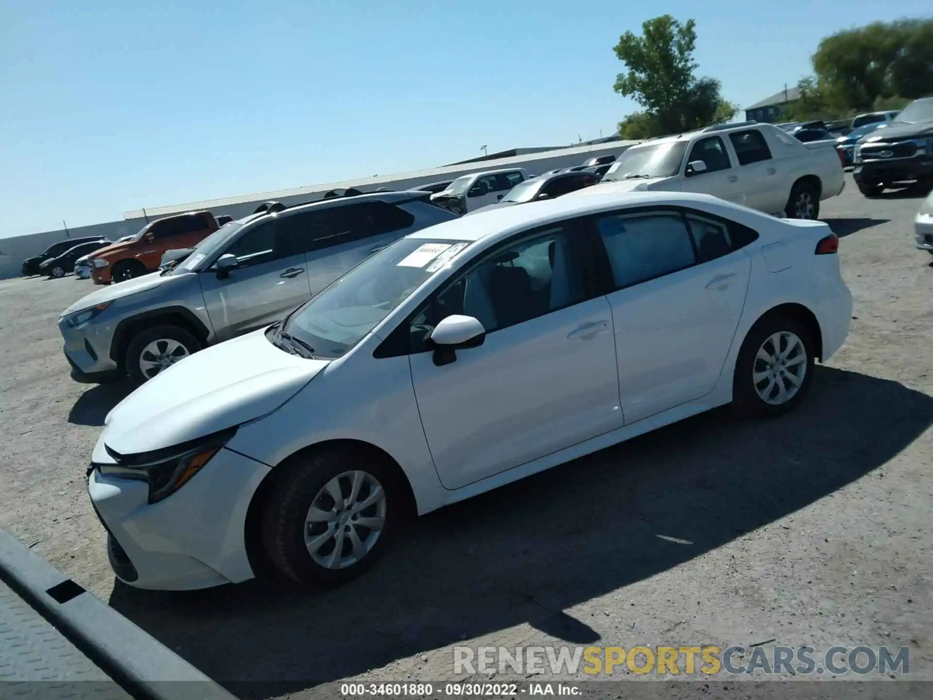 2 Photograph of a damaged car 5YFEPMAE0NP308060 TOYOTA COROLLA 2022