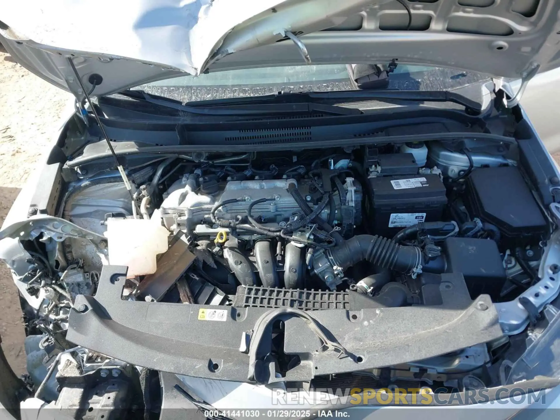 10 Photograph of a damaged car 5YFEPMAE0NP325540 TOYOTA COROLLA 2022