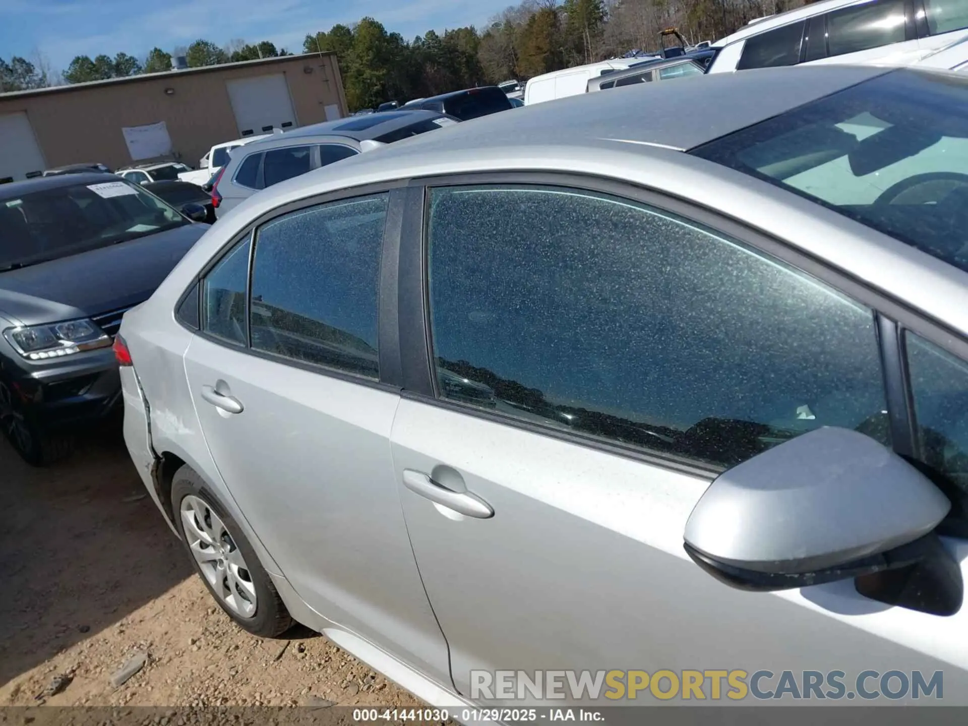 13 Photograph of a damaged car 5YFEPMAE0NP325540 TOYOTA COROLLA 2022