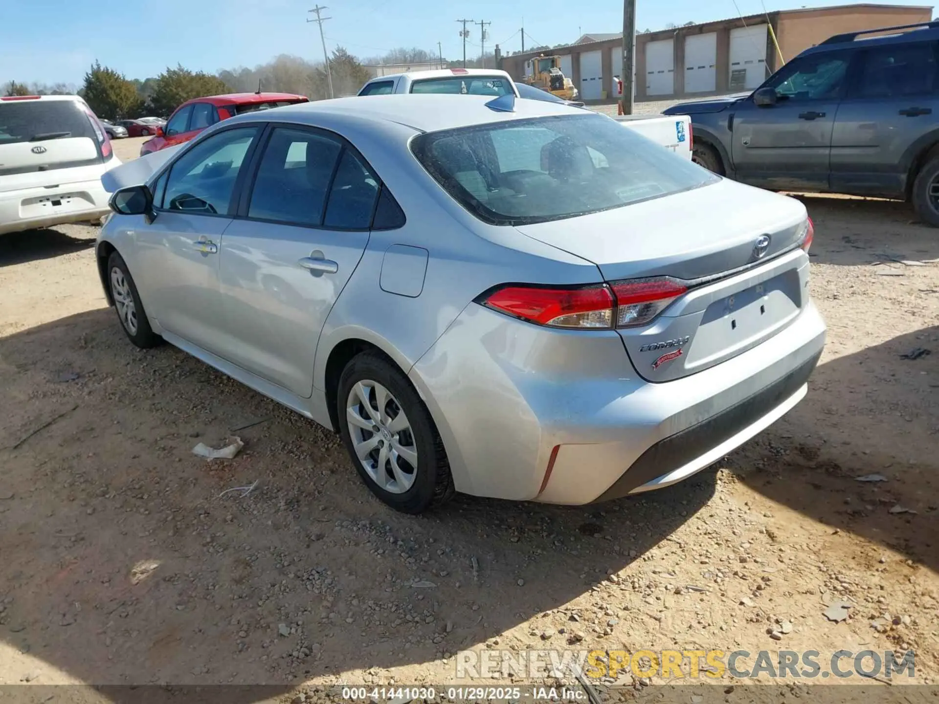 3 Photograph of a damaged car 5YFEPMAE0NP325540 TOYOTA COROLLA 2022