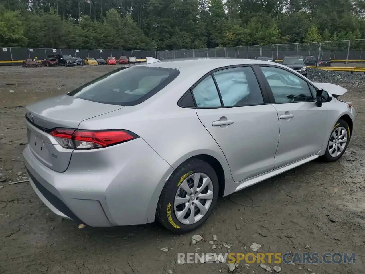 3 Photograph of a damaged car 5YFEPMAE0NP329281 TOYOTA COROLLA 2022
