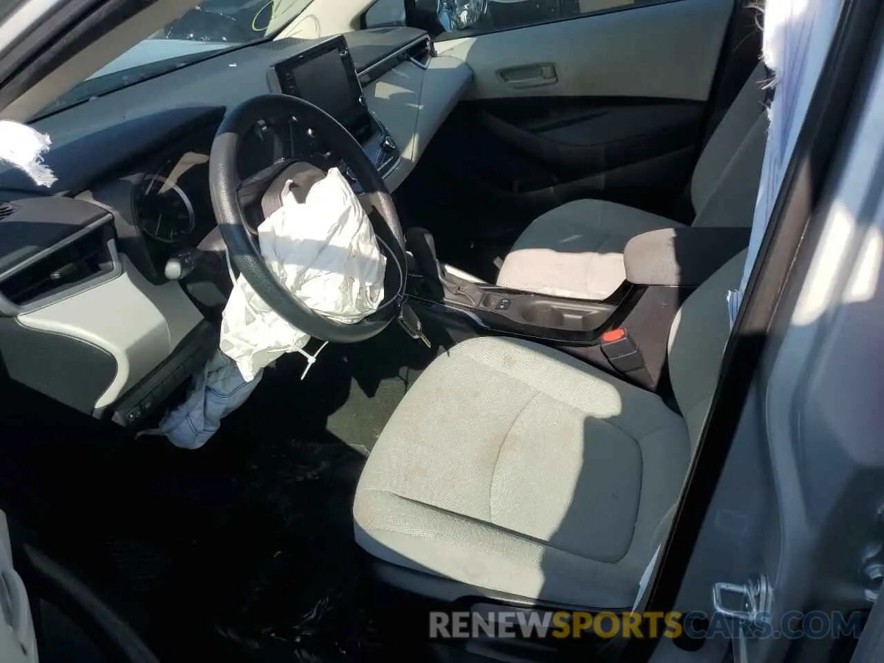 7 Photograph of a damaged car 5YFEPMAE0NP329281 TOYOTA COROLLA 2022